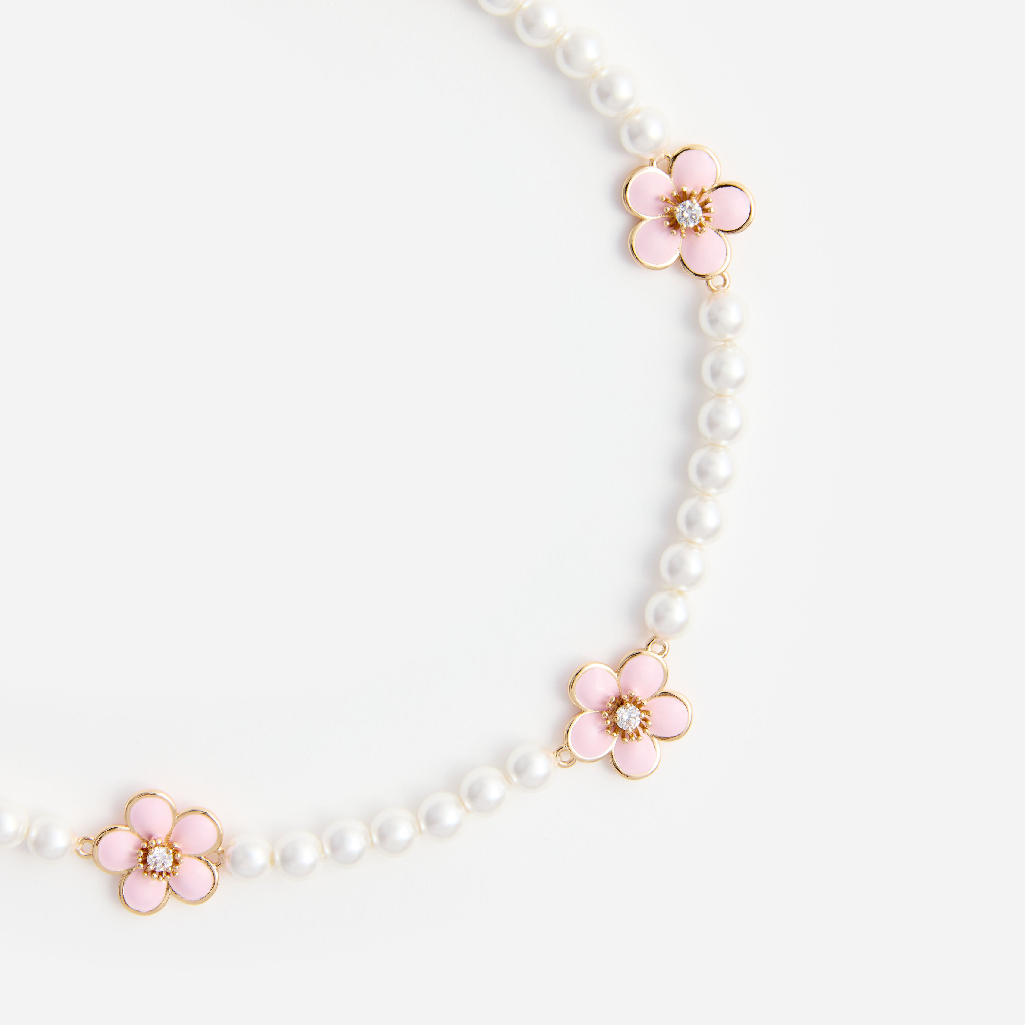 Self Portrait Pink Enamel Flower Pearl Choker Rosa