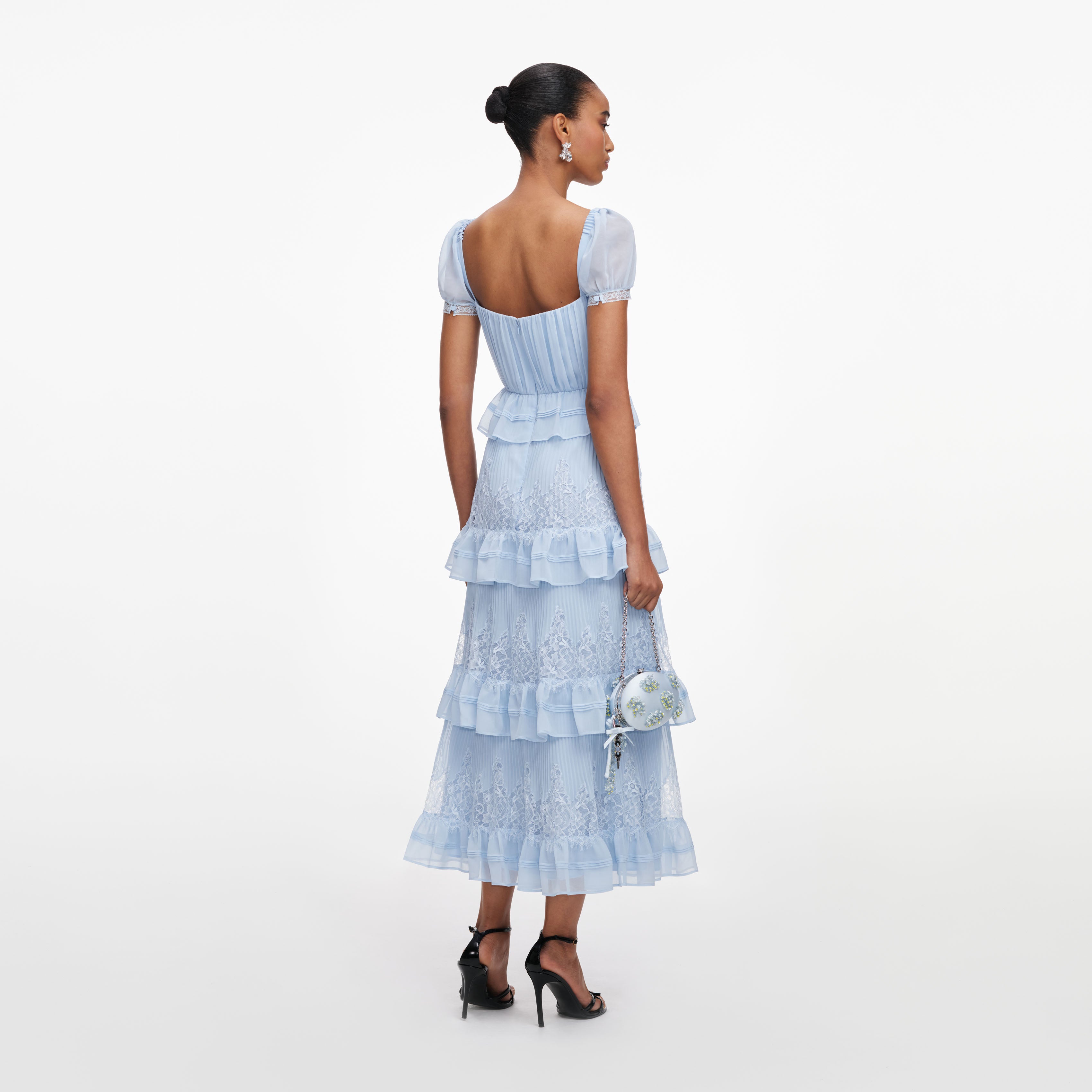Self Portrait Blue Chiffon Short Sleeve Midi Kleid blau