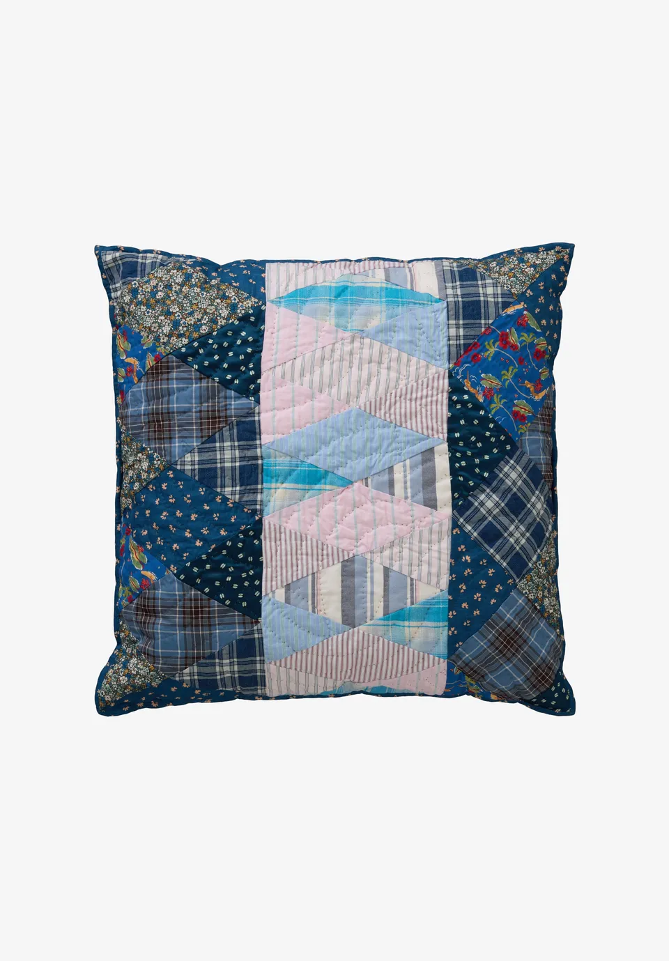 A.P.C. The Quiet One Quilt Kissen TU Patchwork