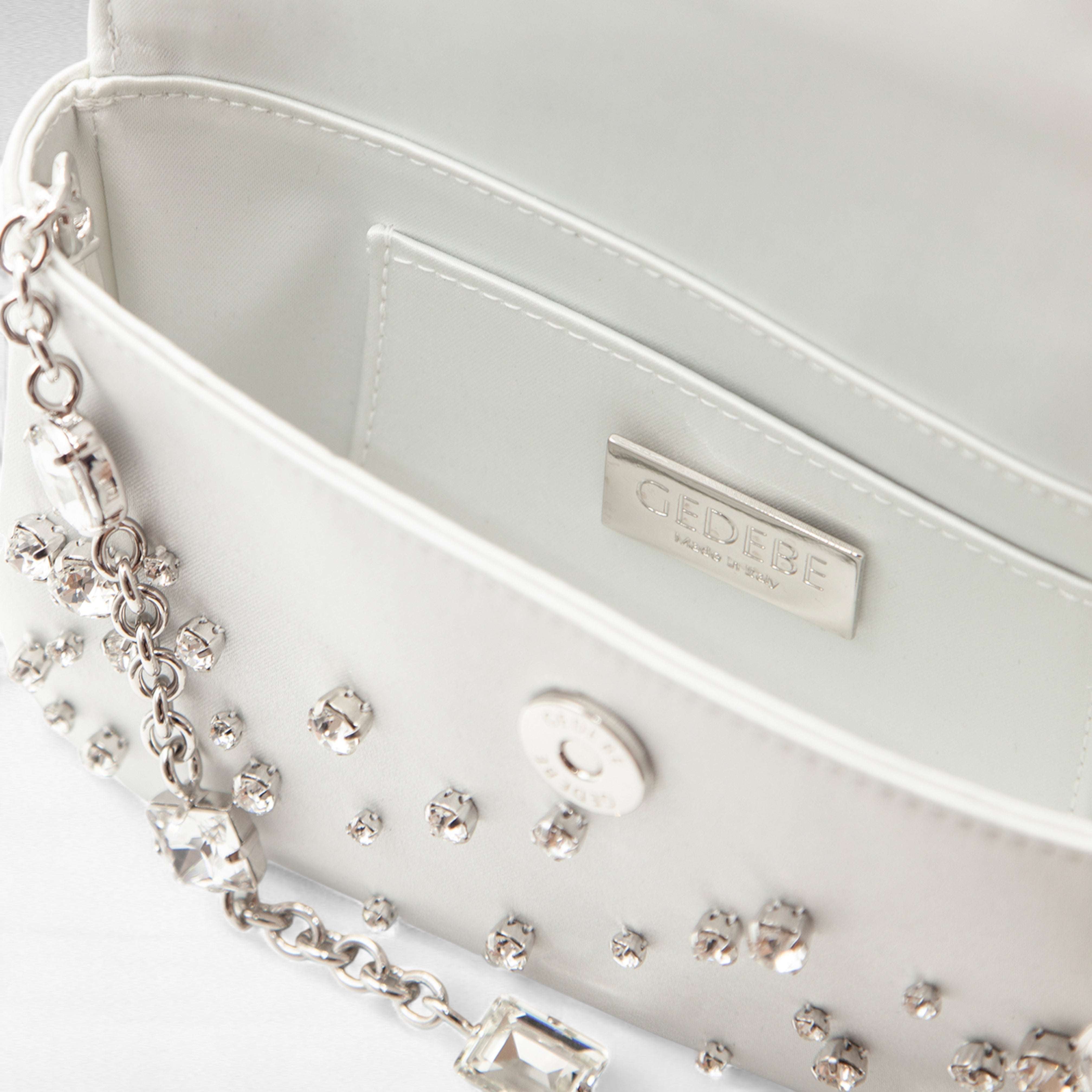 Gedebe Anais Tasche Satin 19 cm Kristallkette