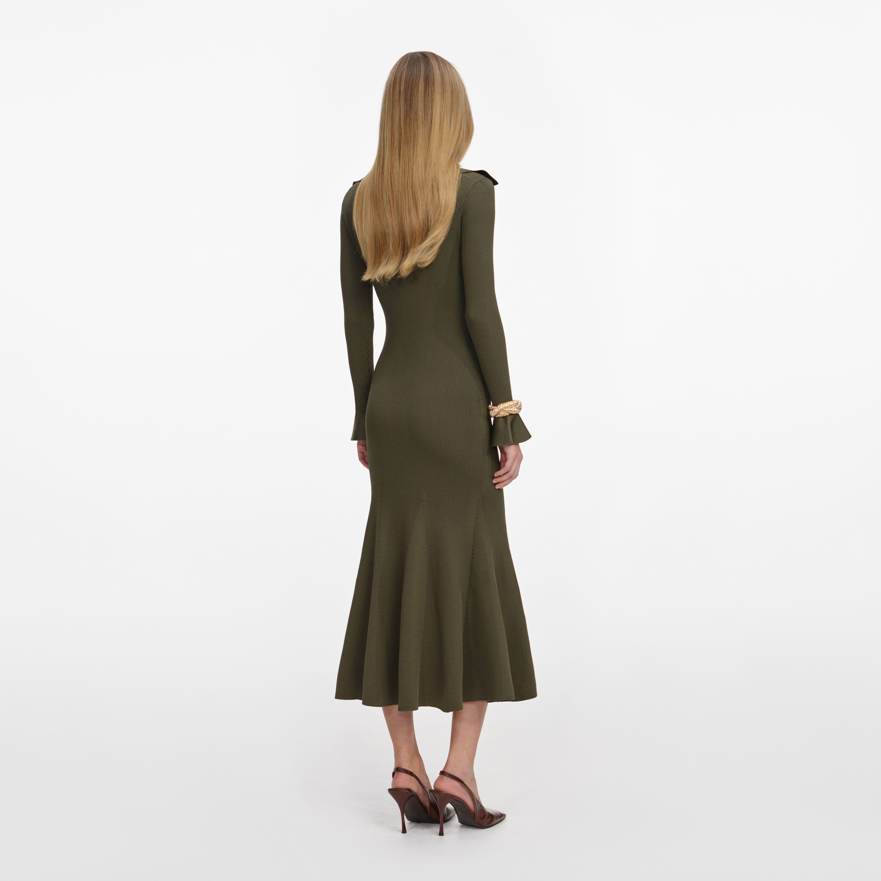 Self Portrait Pointelle Strick Midikleid Khaki Goldknöpfe