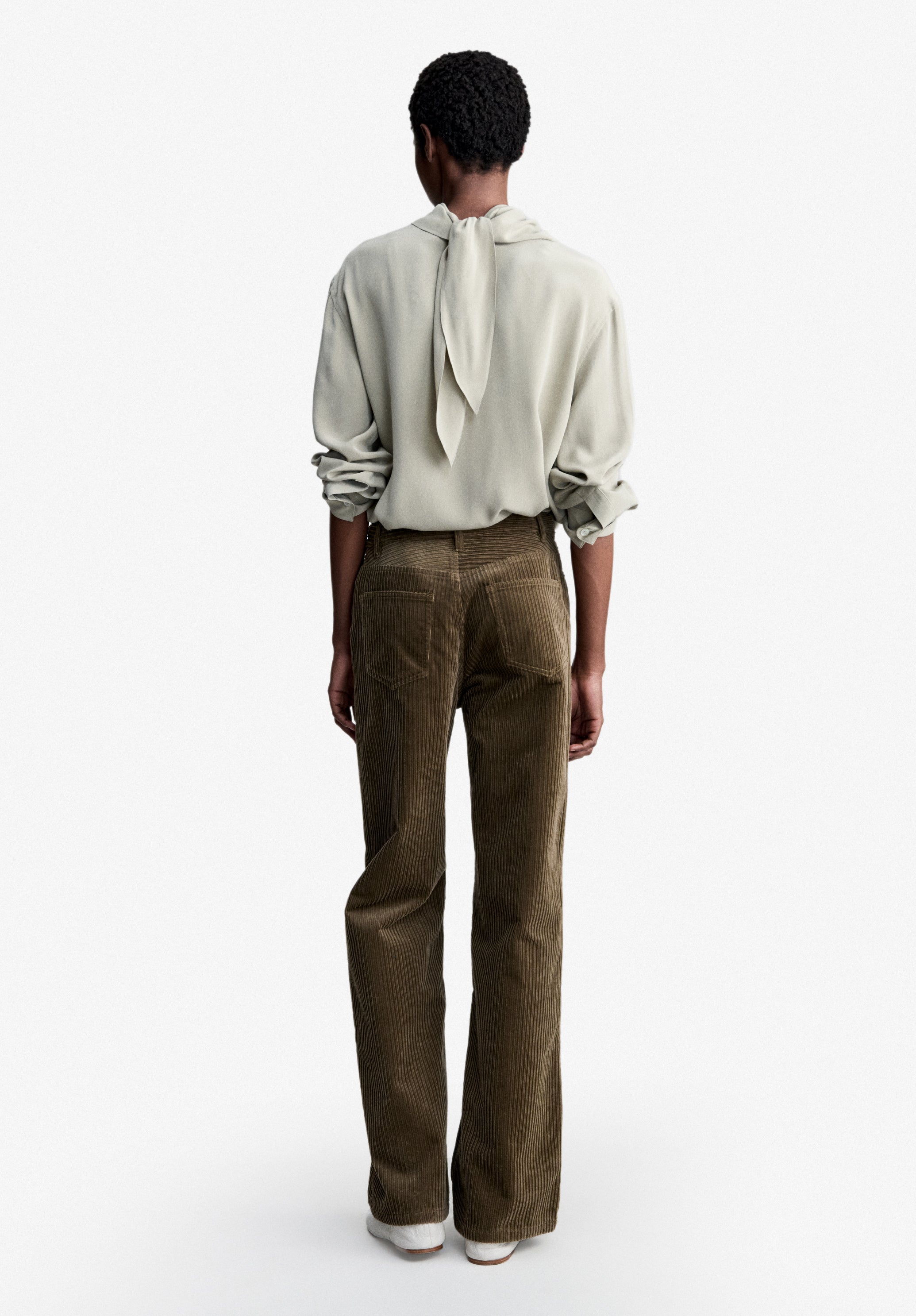 A.P.C. Seidenbluse Mandelgrün Schluppenbluse 38 Seide