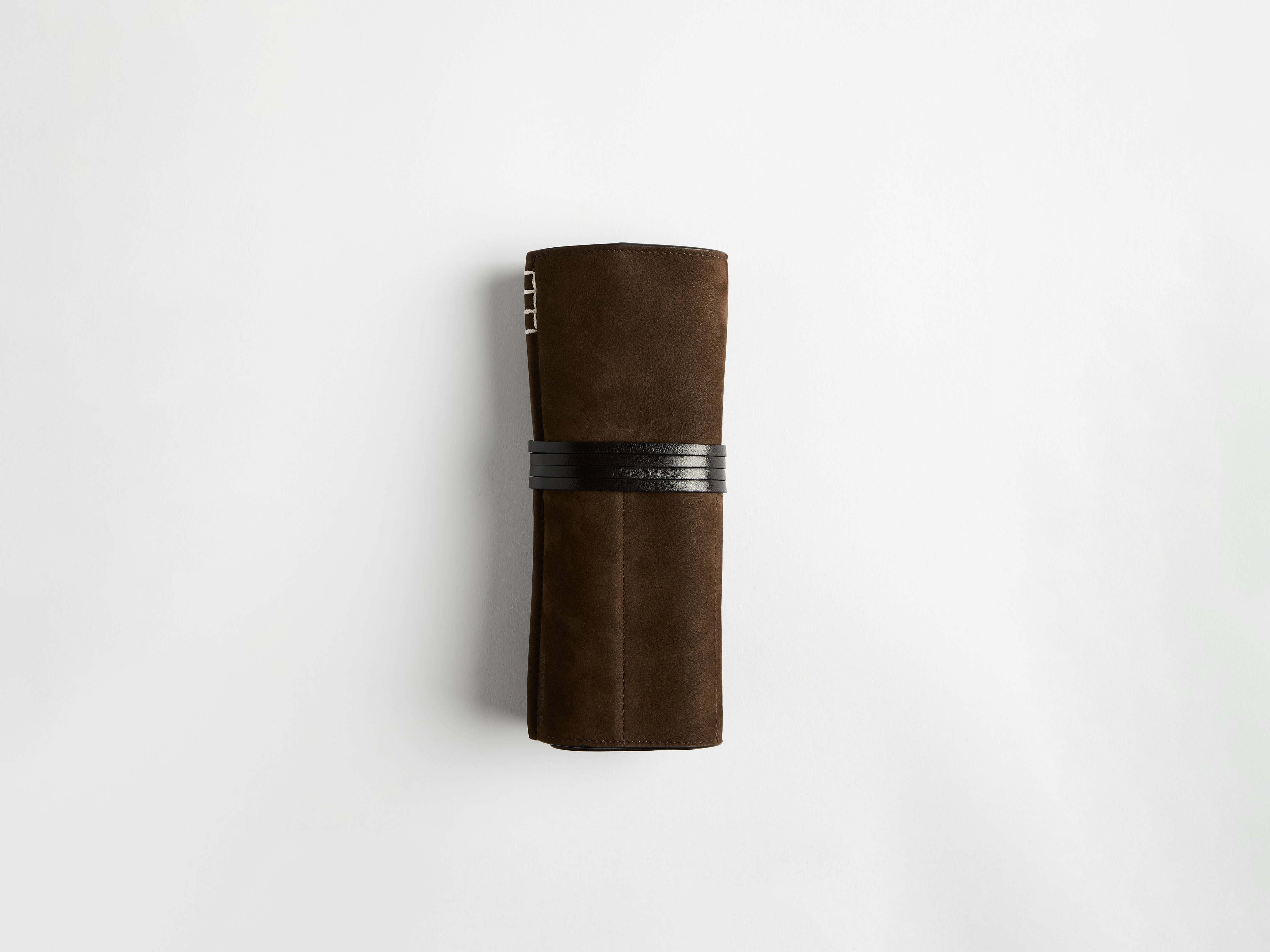 J.W.Anderson Pen-Roll Case Federmäppchen Dunkelbraun