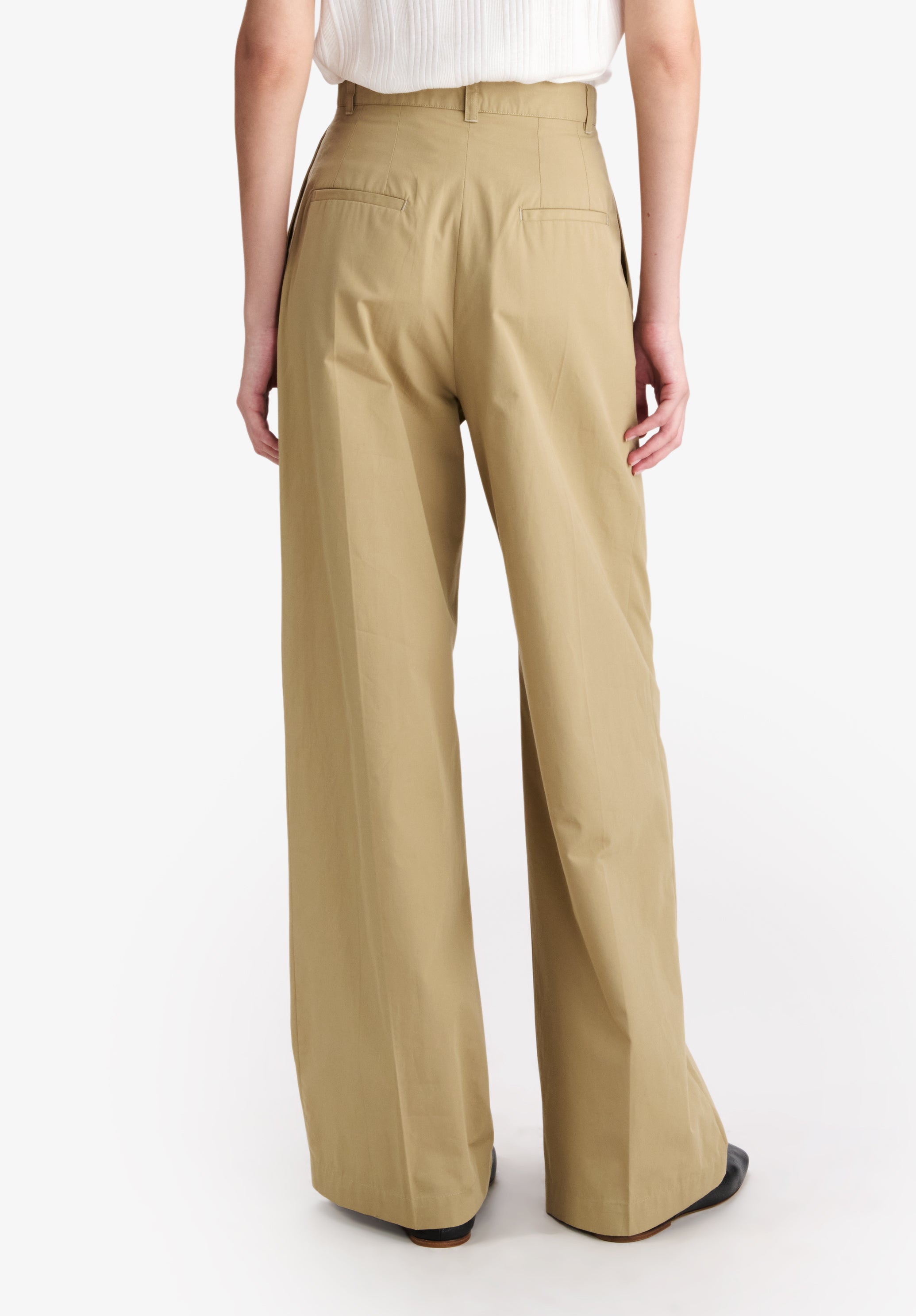 A.P.C. Hose Beige Weit Bio-Baumwolle Gr. 38 Mittelhoch