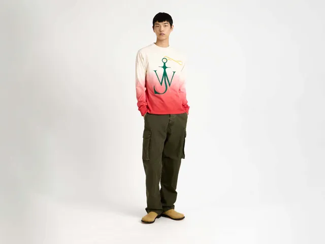 J.W.Anderson Dip Dye Anchor Longsleeve Off-White/Red Herren