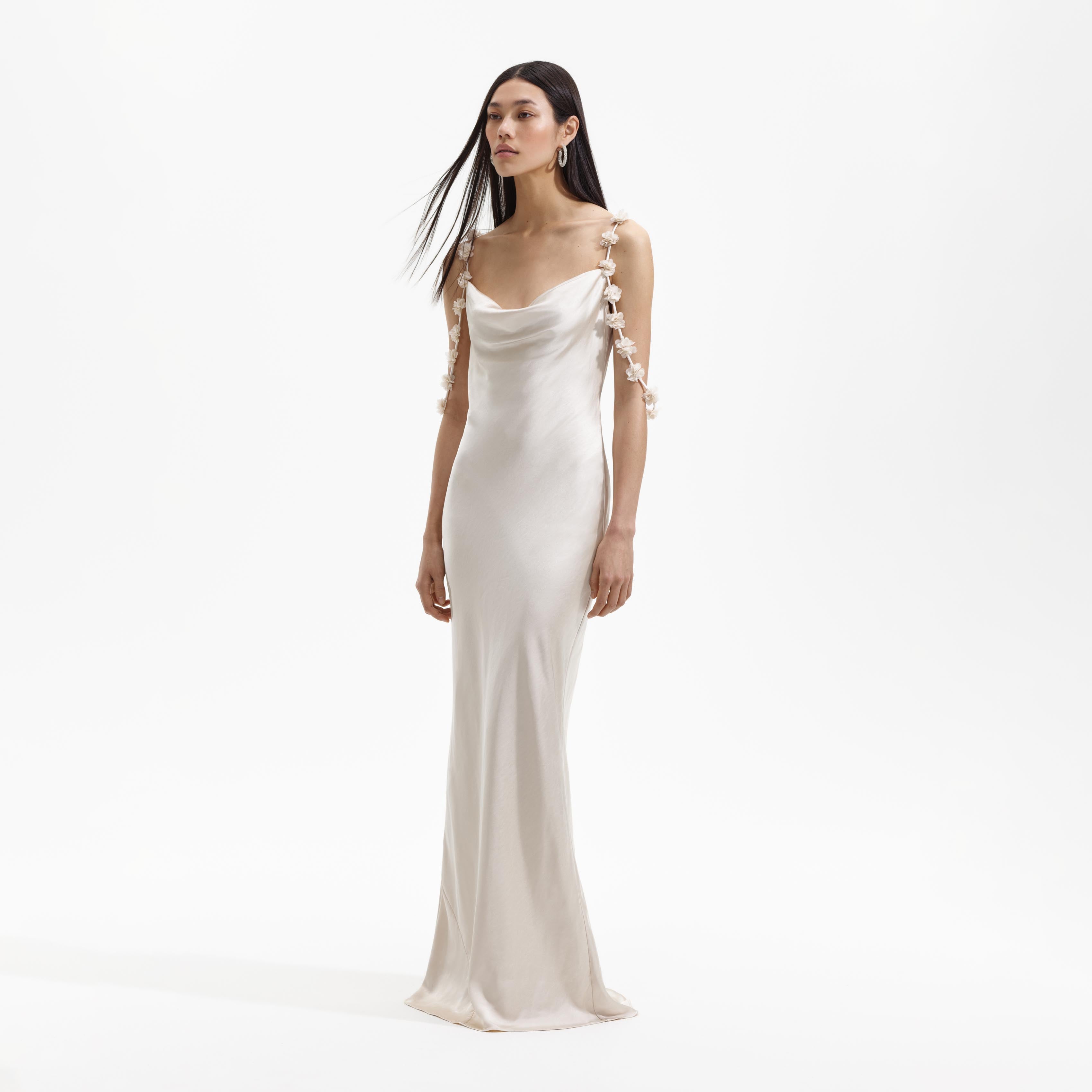 Self Portrait Champagne Satin Flower Maxikleid Champagner