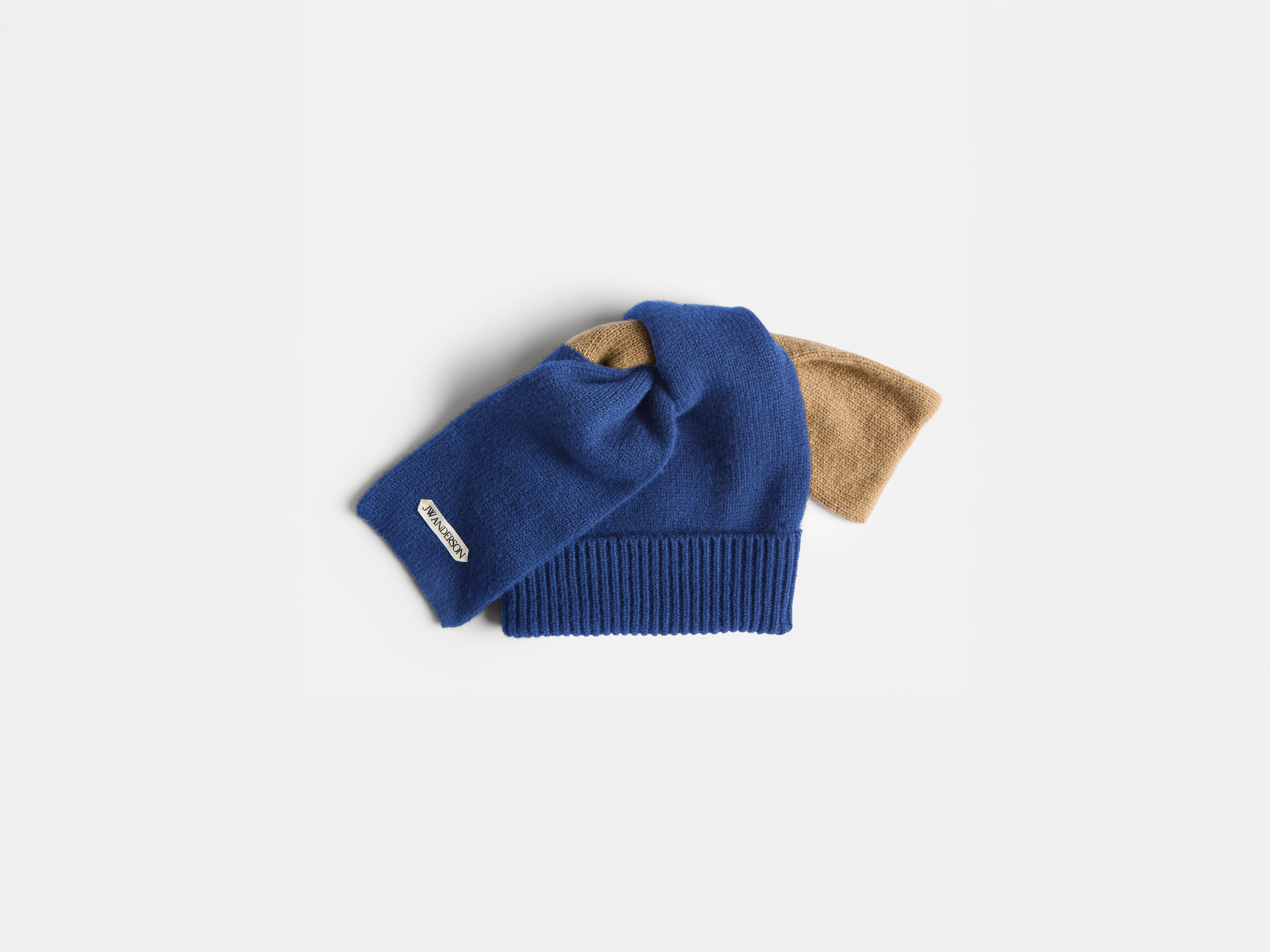 J.W.Anderson Knotted Beanie Mütze Navy Beige OS