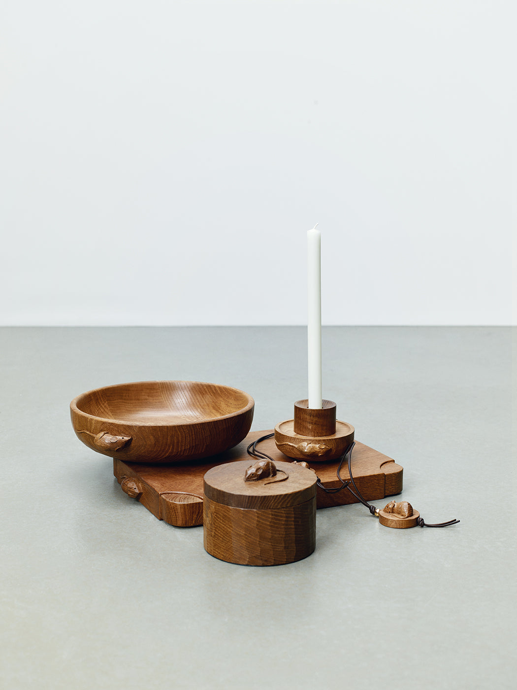 J.W.Anderson Homeware Mouseman Schneidebrett Braun Holz
