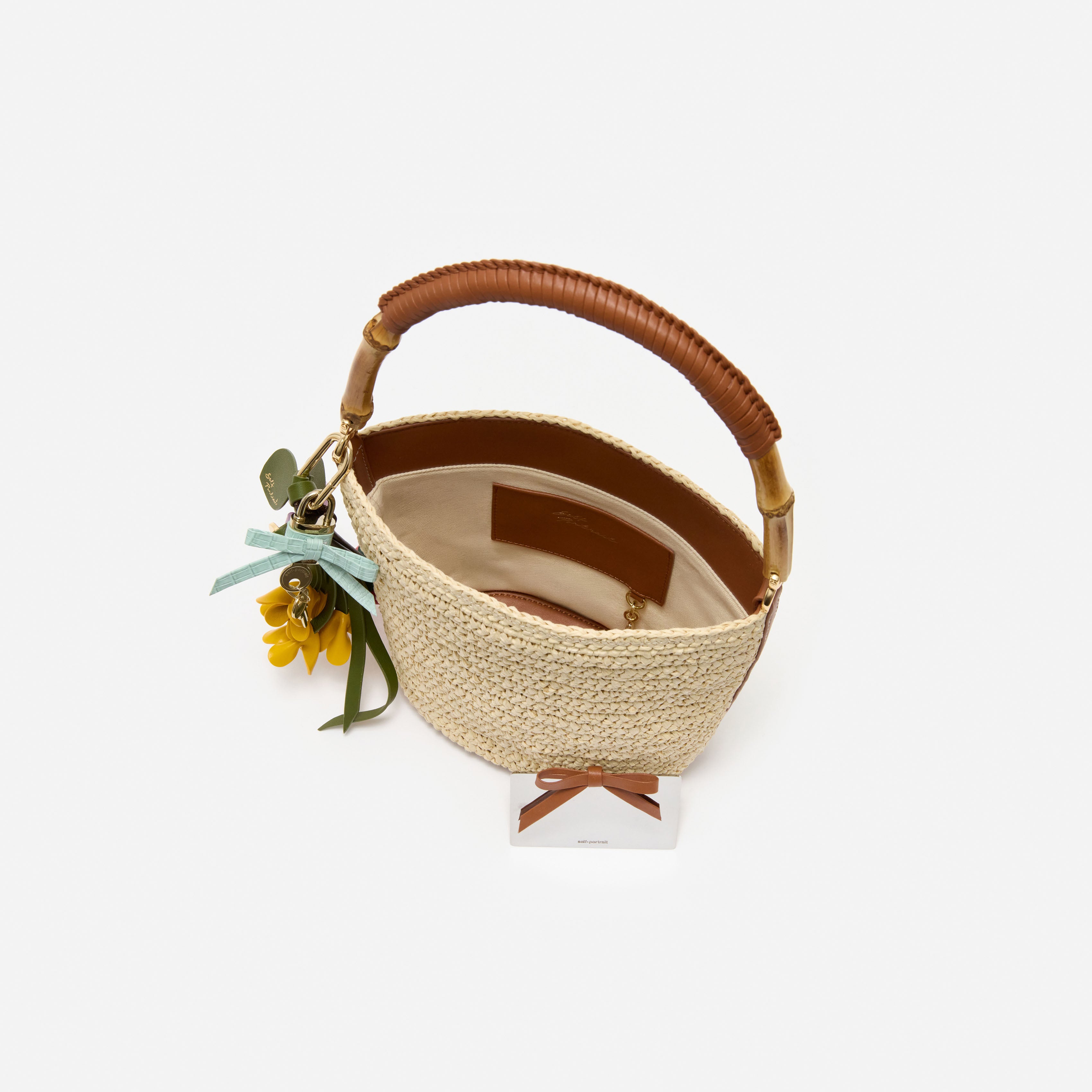 Self Portrait Raffia Charm Bucket Bag Beige Henkeltasche