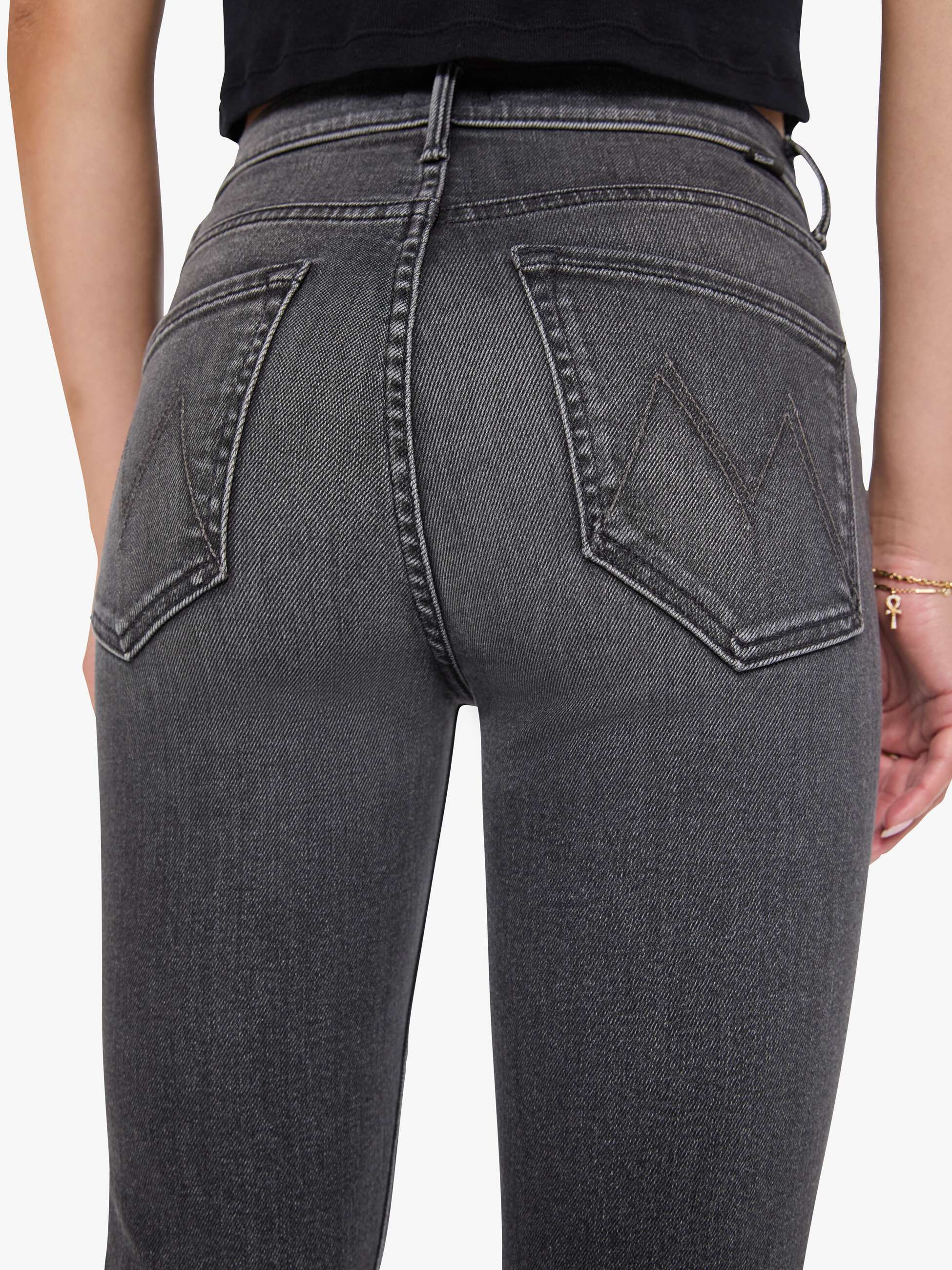 Mother The Weekender 1585-1611-CPH Flare-Jeans Schwarz Stretch
