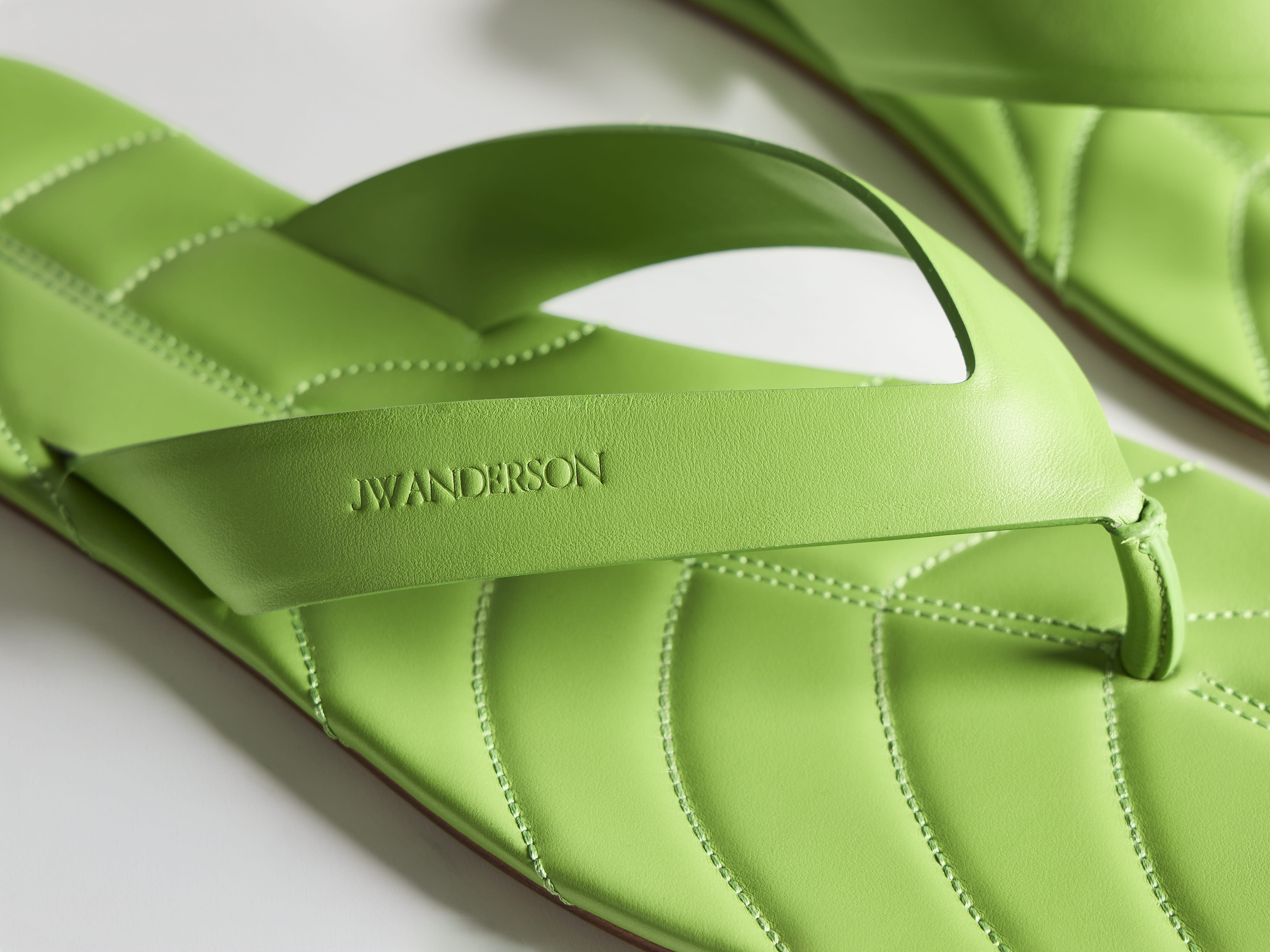 J.W.Anderson Shoes Leaf Slides Pantoletten Lime Leder