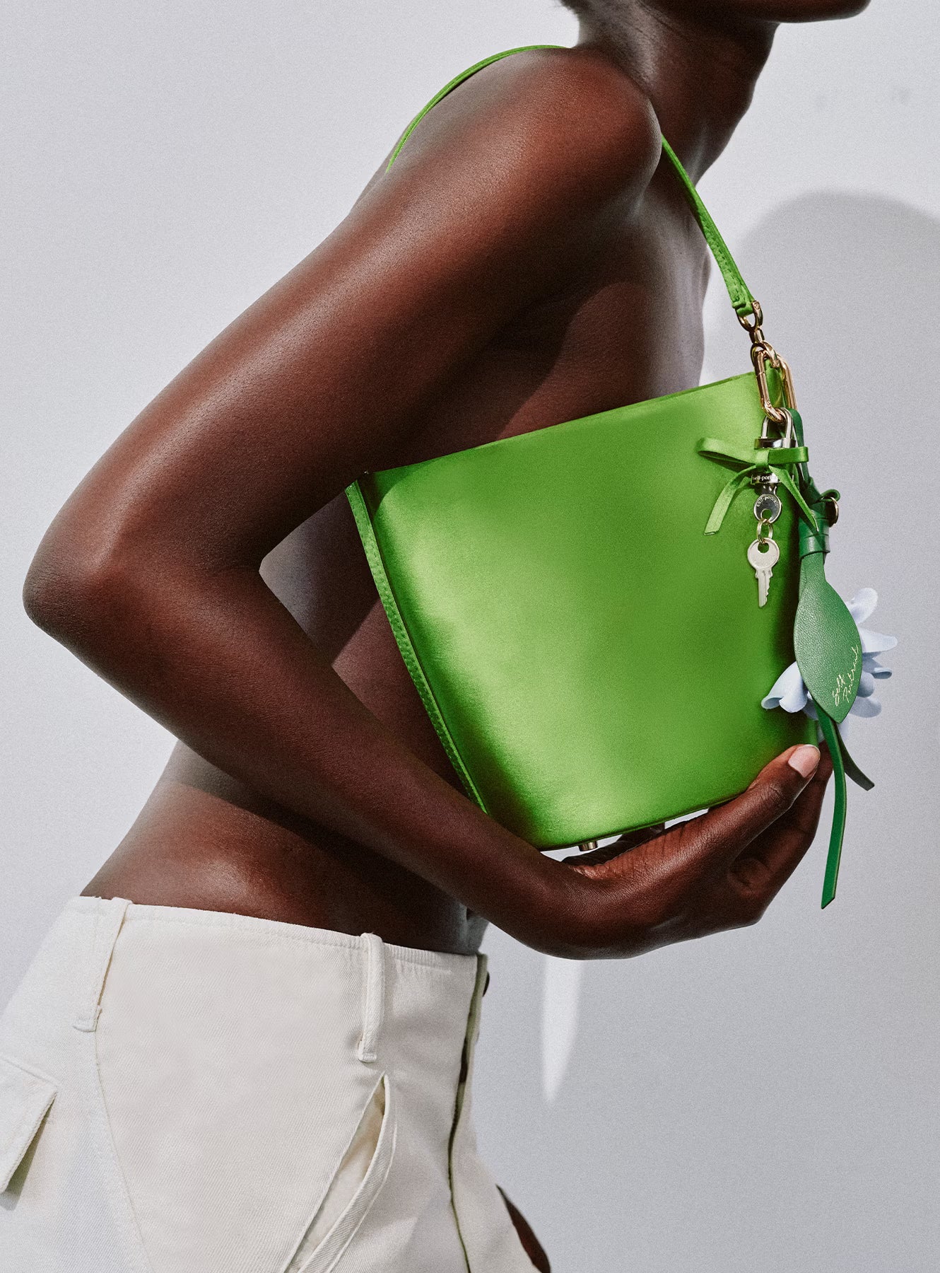 Self Portrait Green Satin Bucket Bag Tasche grün Satin