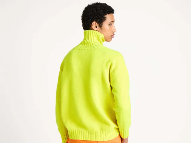 J.W.Anderson Turtleneck Jumper Rollkragenpullover Neon Yellow