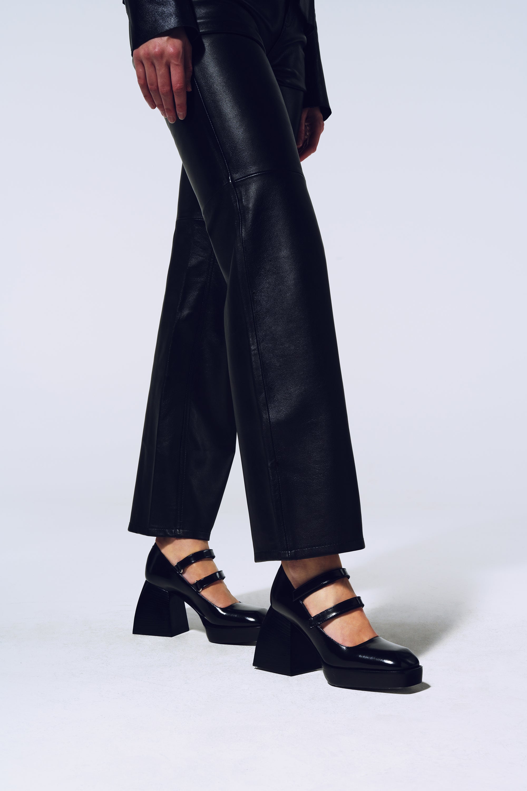 Nodaleto Bulla Babies 90 Mary Janes Black Glassed