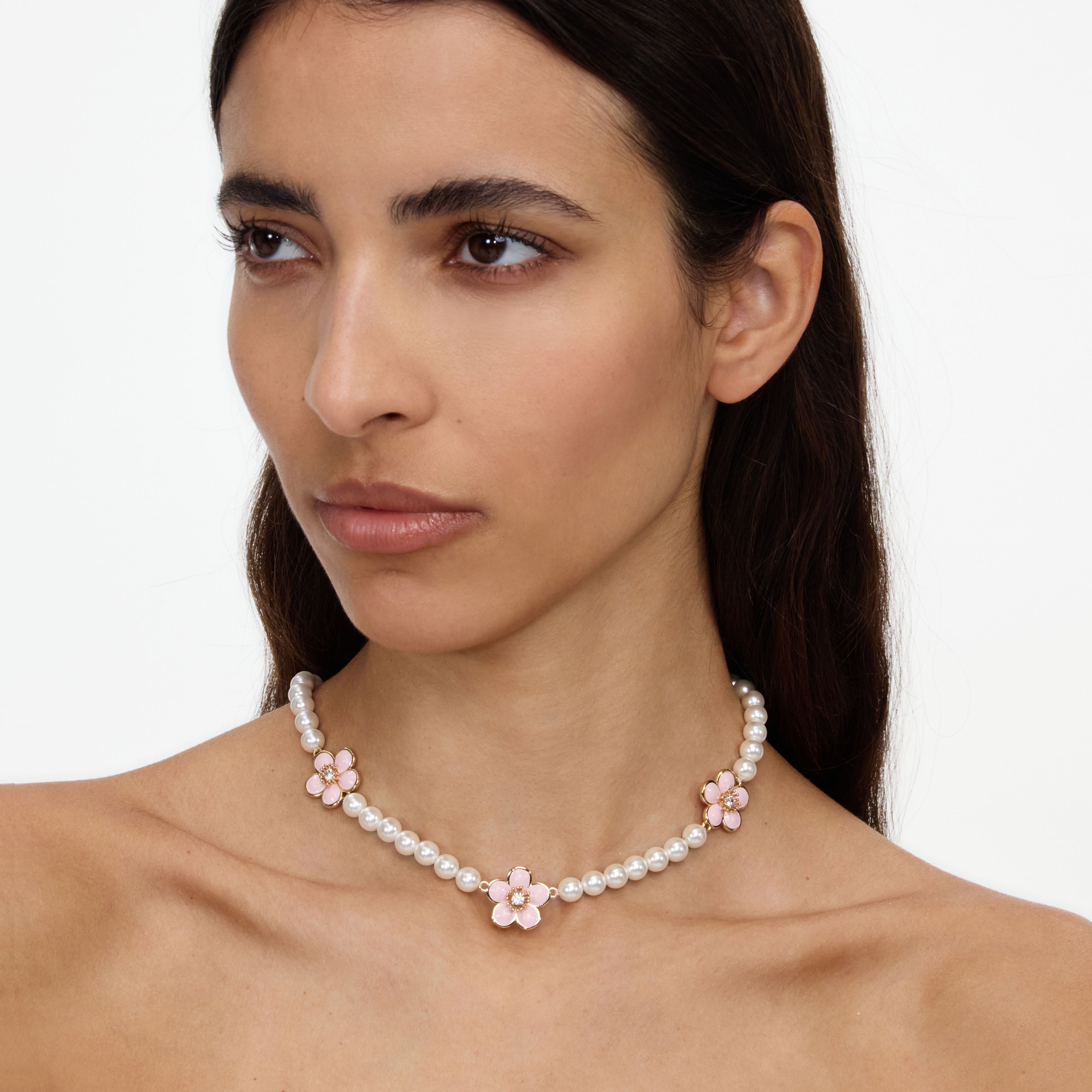 Self Portrait Pink Enamel Flower Pearl Choker Rosa