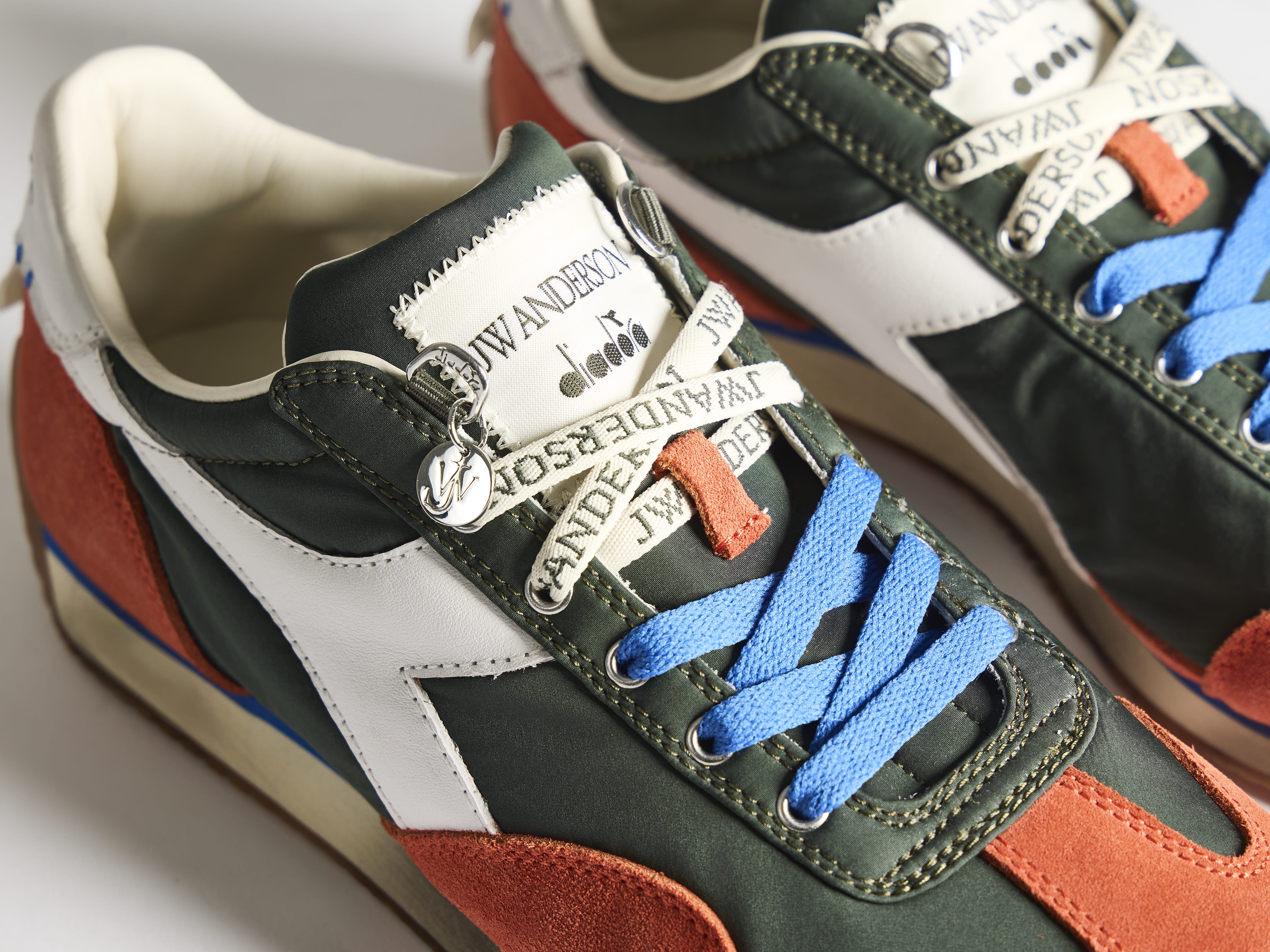 J.W.Anderson Shoes Diadora Equipe Sneaker Damen Grün