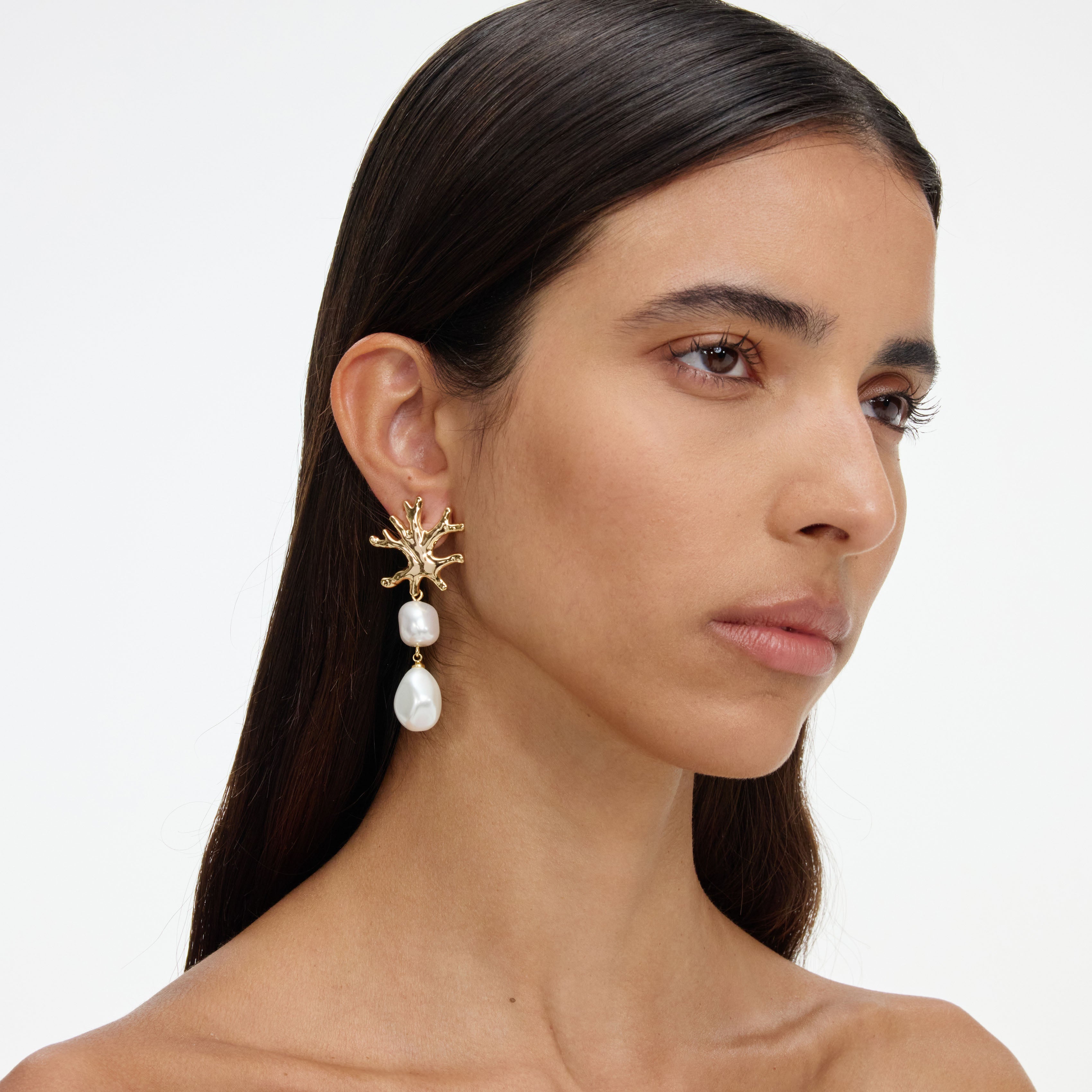 Self Portrait Coral Pearl Ohrringe Gold Perle