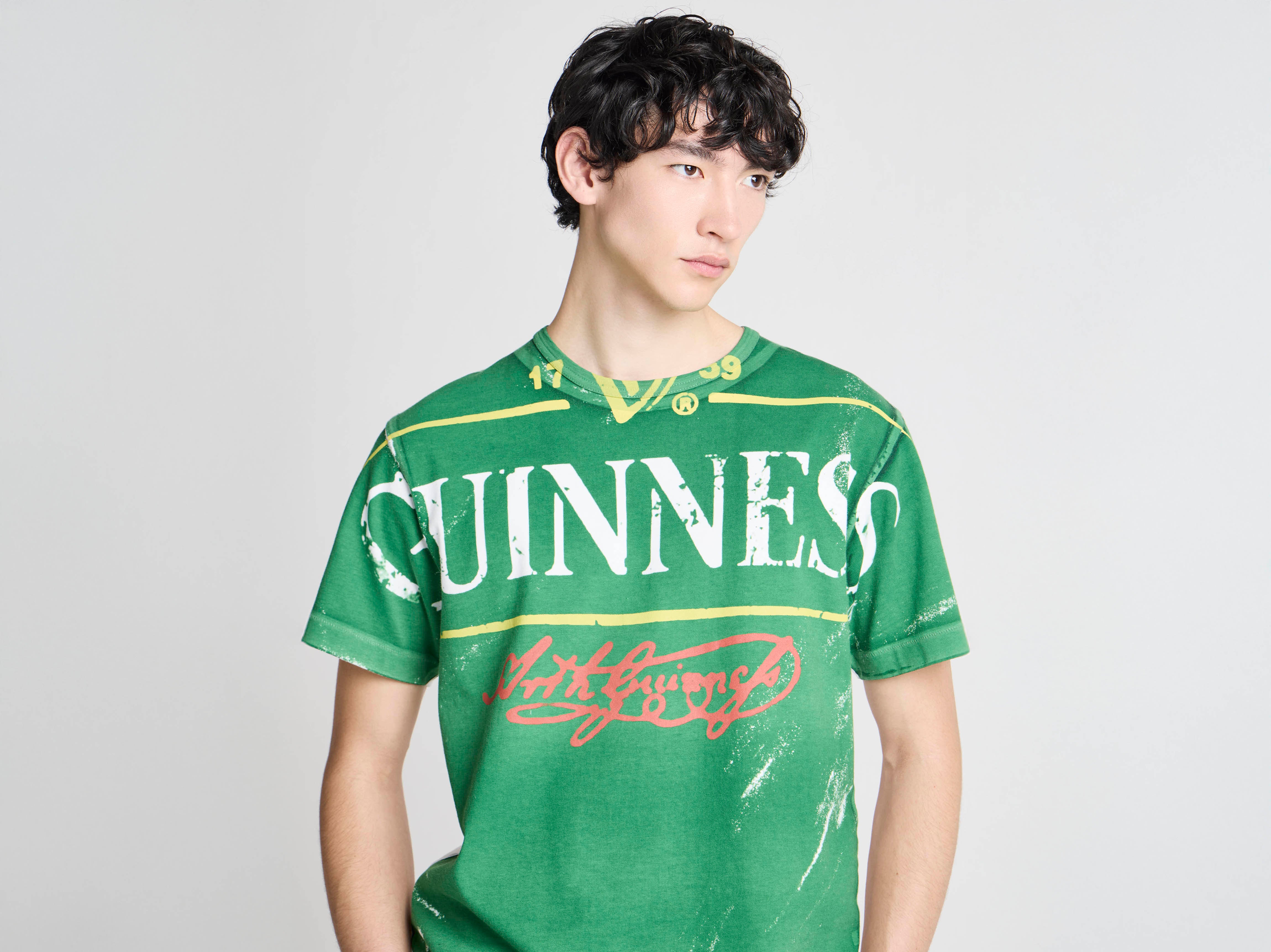 J.W.Anderson x Guinness Bottle Top T-Shirt Grün Unisex