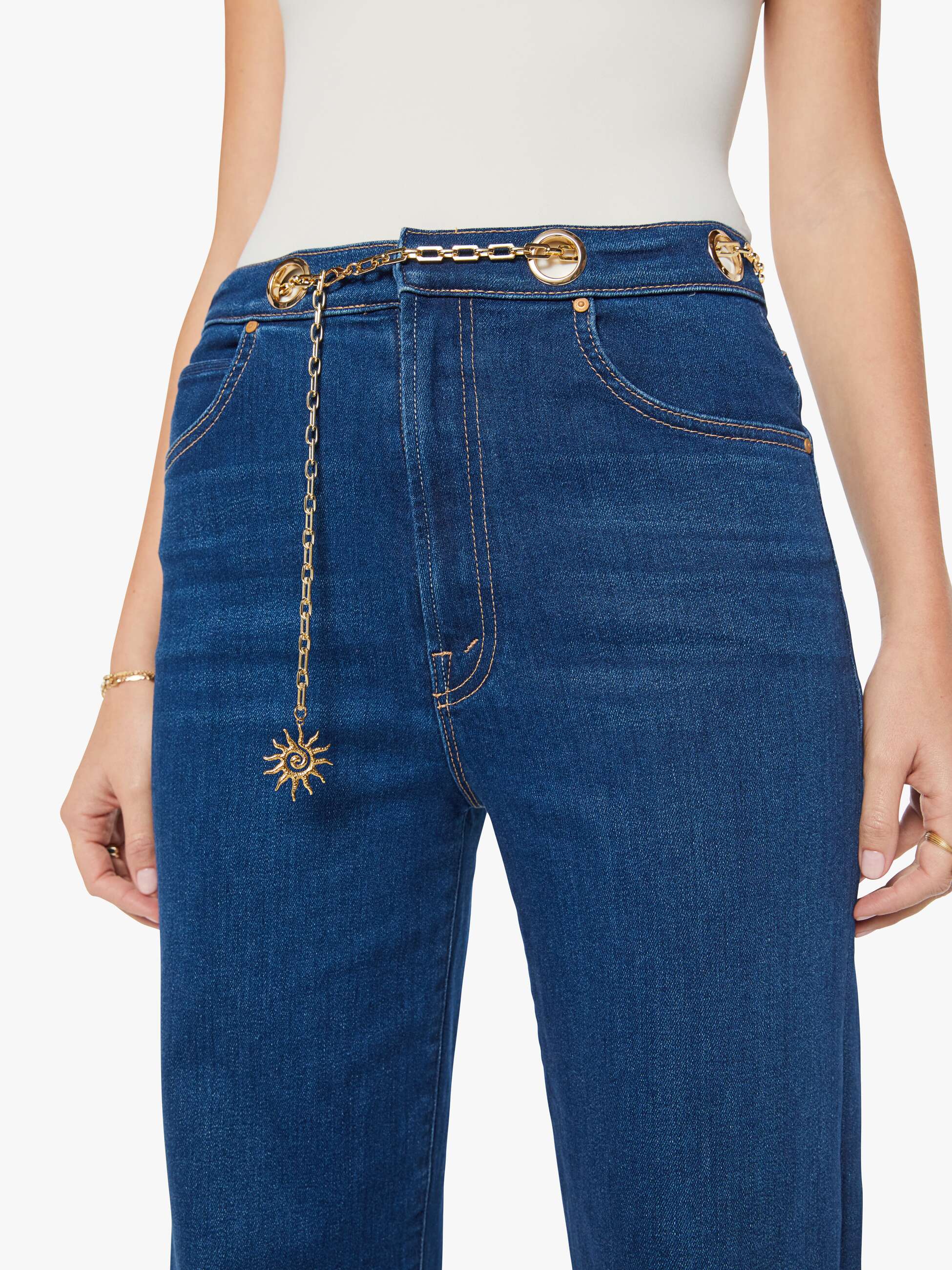 Mother The Off The Chain High Waisted Tunnel Vision Sneak Jeans Pinkies Up