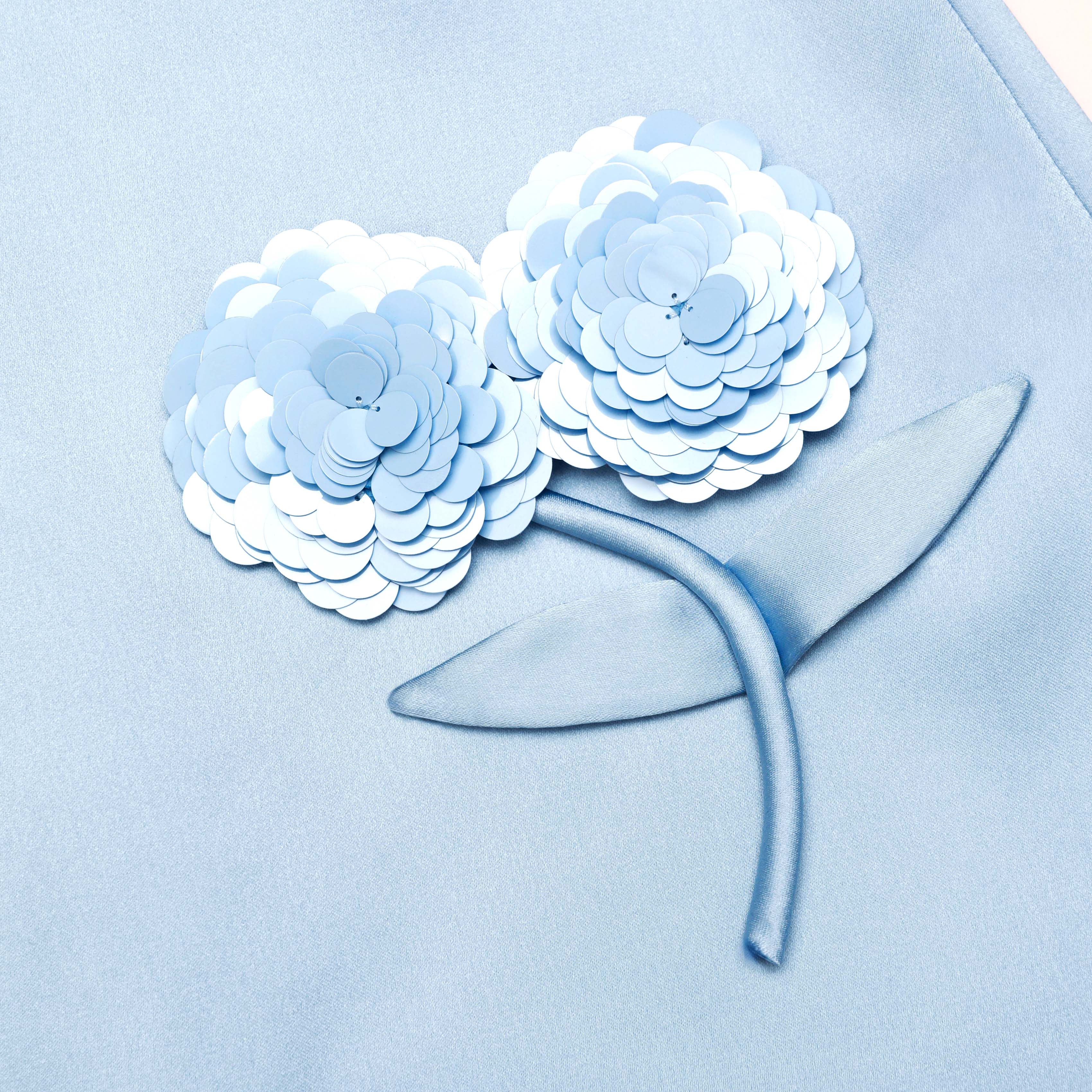 Self Portrait Blue Satin Mini Rock Paillettenblumen