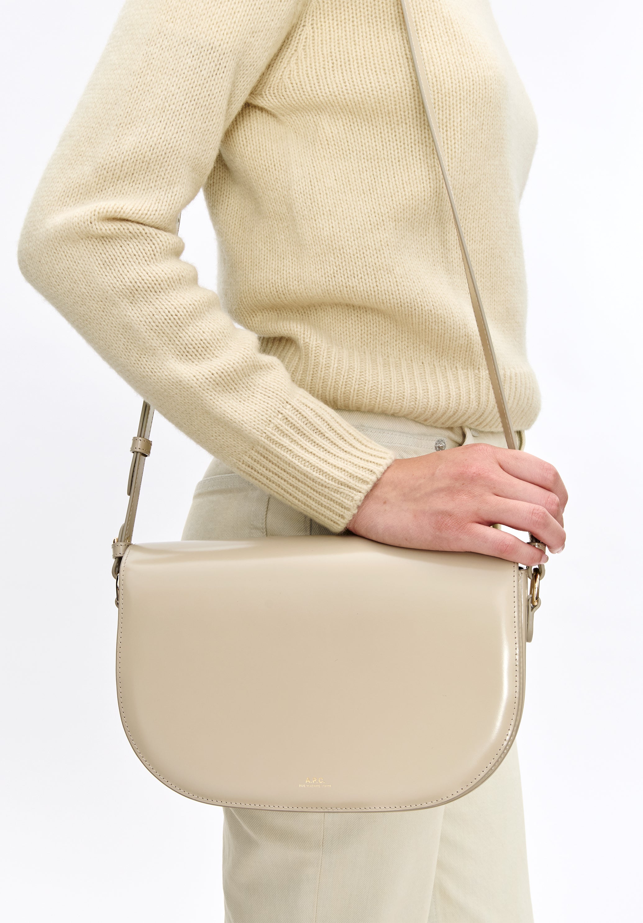 A.P.C. Le B-Side Tasche Leder weiß TU