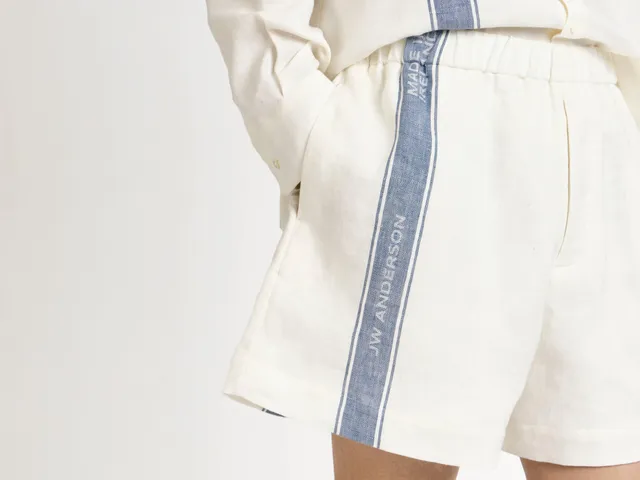 J.W.Anderson Shorts Off White Blue Leinen Shorts
