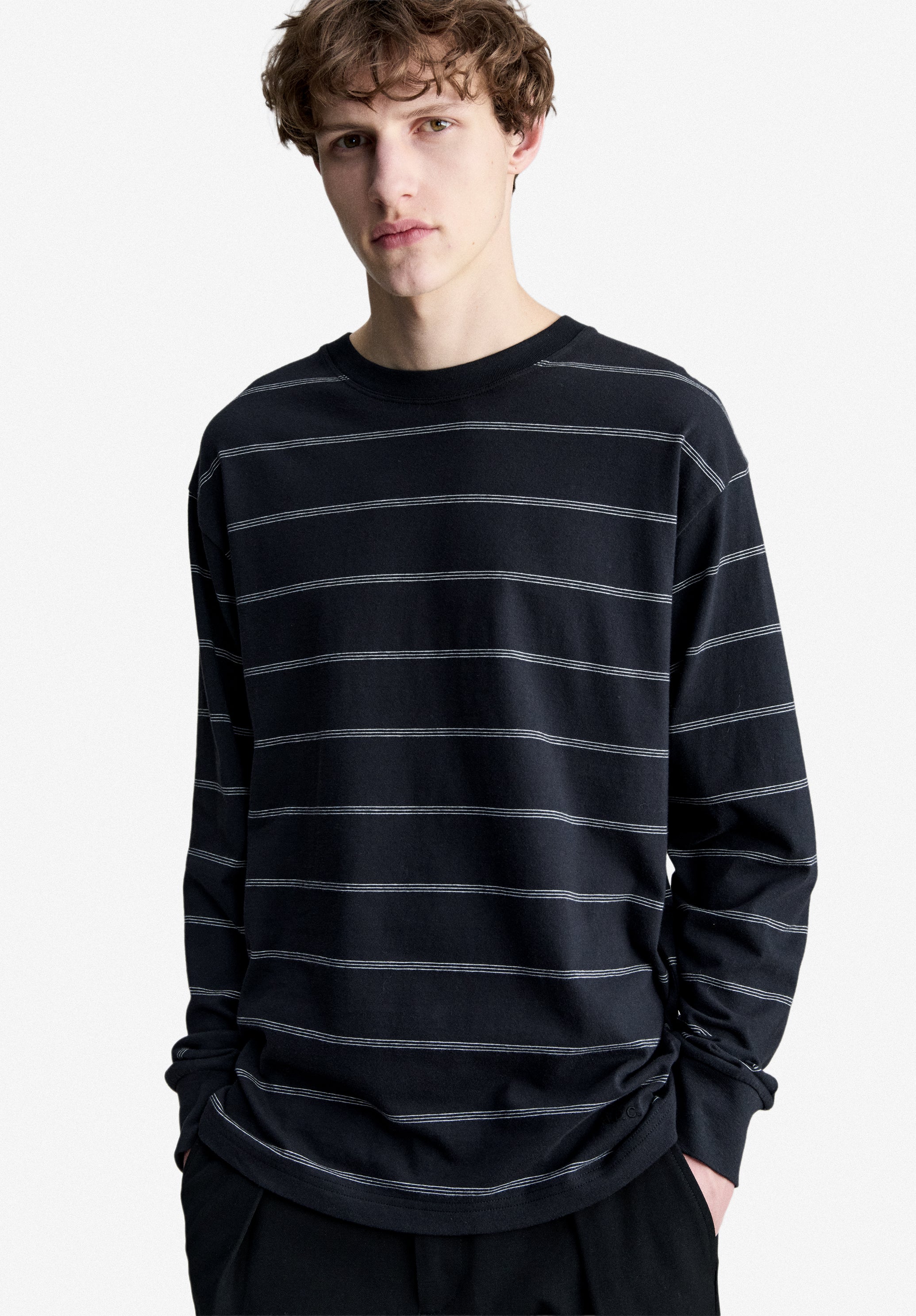 A.P.C. Langarm T-Shirt schwarz gestreift Bio-Baumwolle