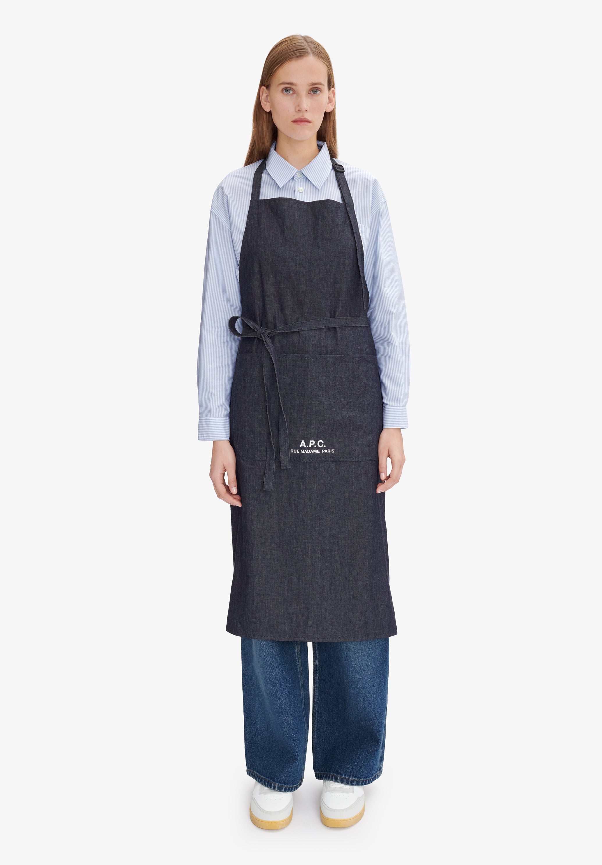 A.P.C. Schürze TU mit Tasche und Gold-Stickerei