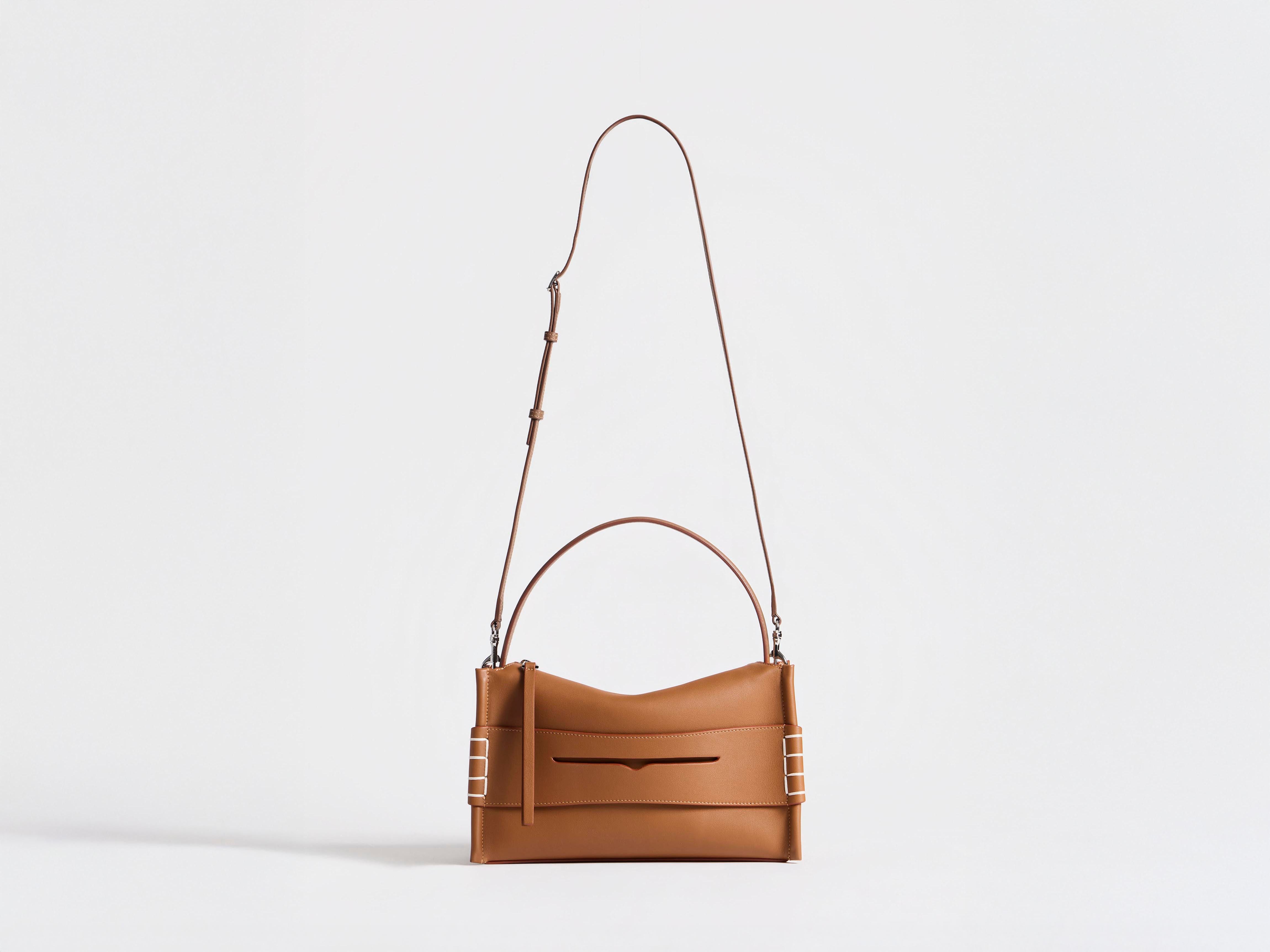 J.W.Anderson Loafer Bag Tasche Kalbsleder in Tan