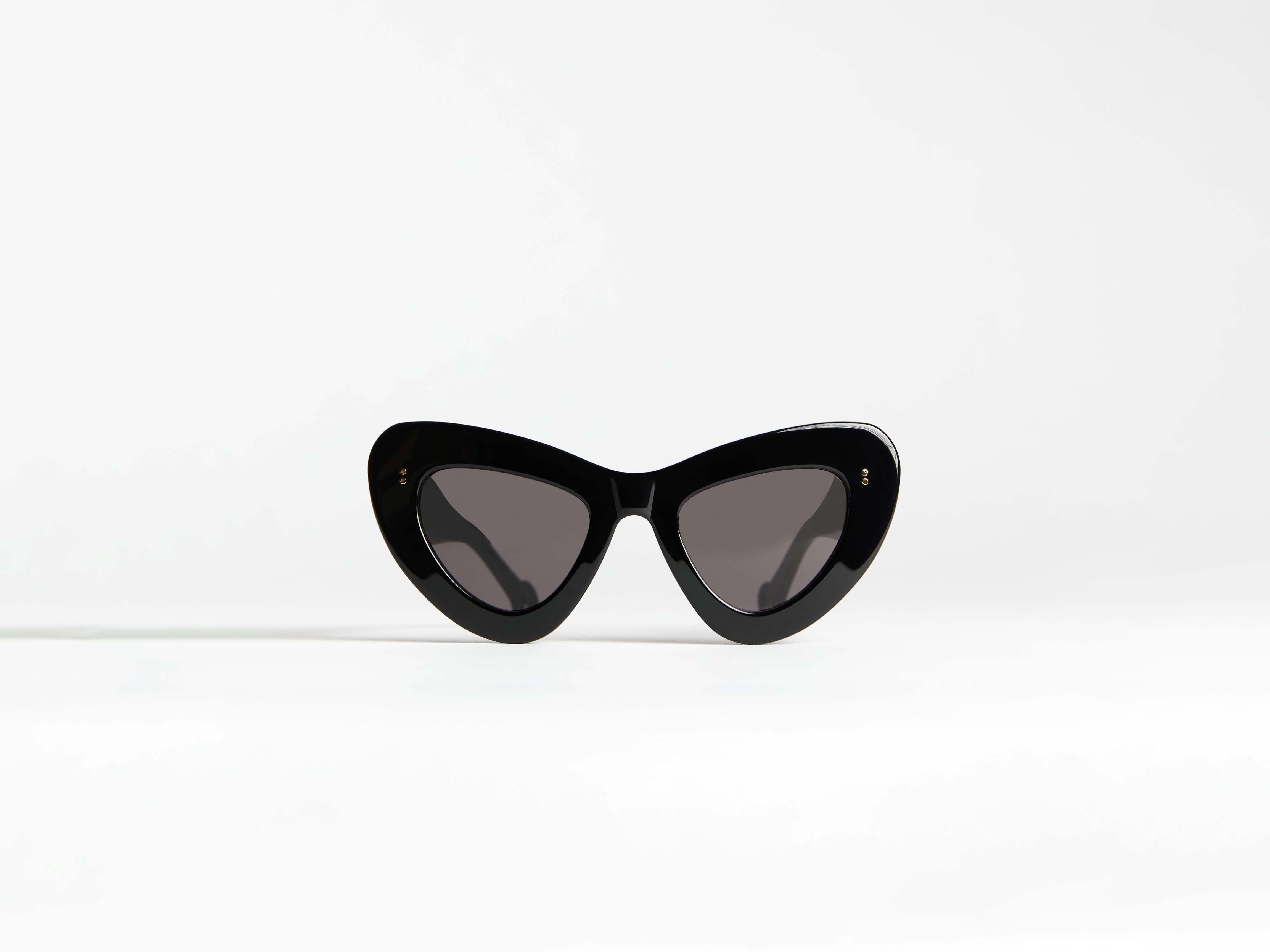 J.W.Anderson JWA06 Butterfly Sonnenbrille Schwarz