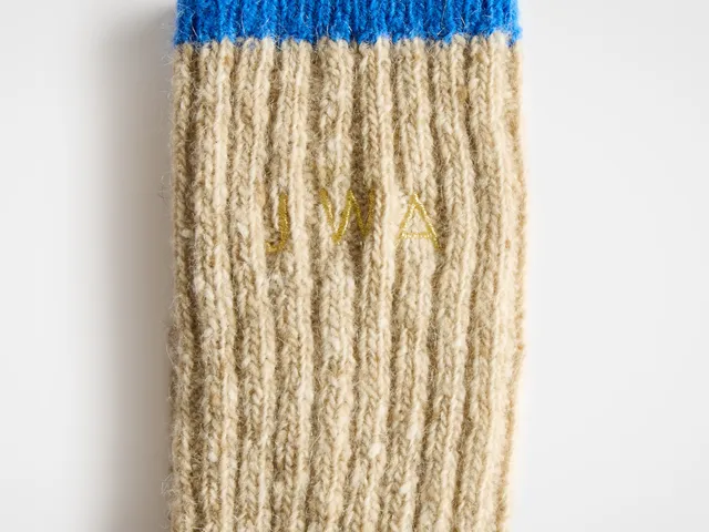 J.W.Anderson Donegal Socken Oatmeal Melange Wolle