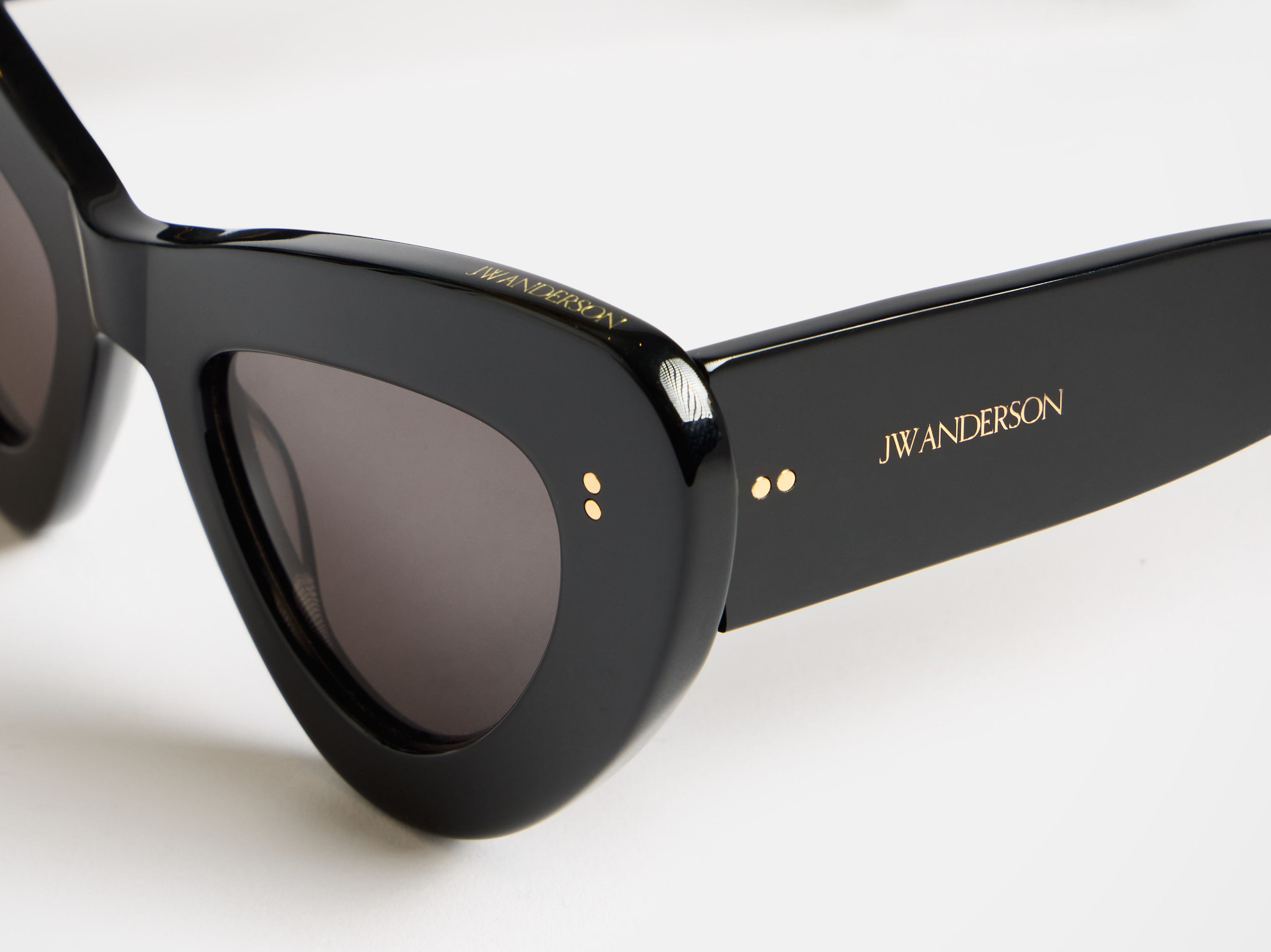 J.W.Anderson JWA06 Butterfly Sonnenbrille Schwarz