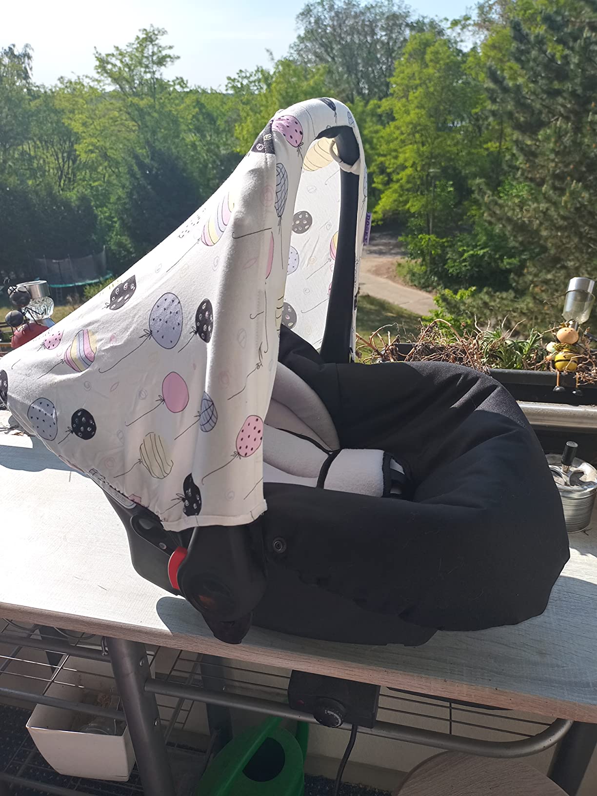 Dooky Hoody Sonnenhaube Babyschale 0+ Black UPF50+