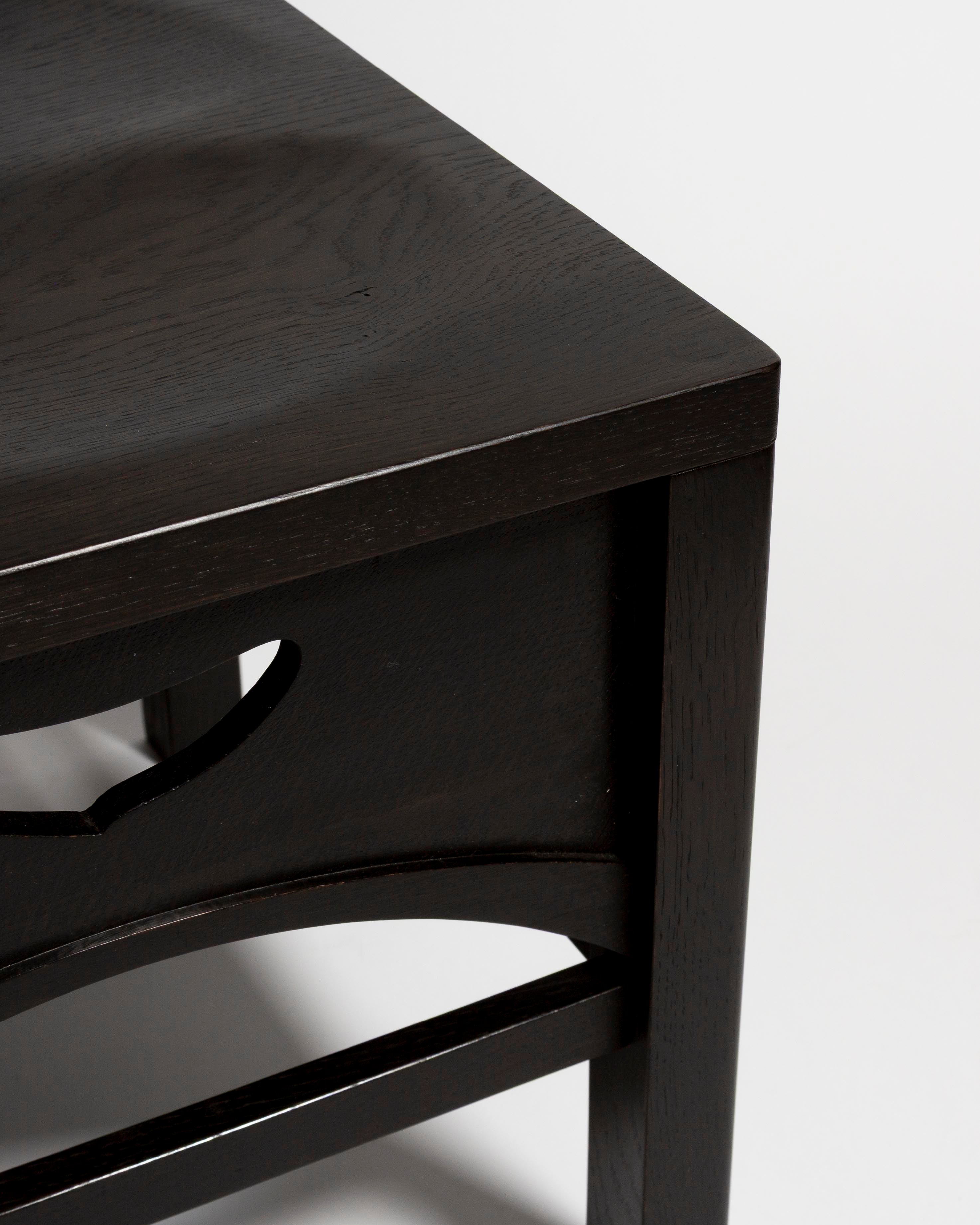 J.W.Anderson Mackintosh Stool Hocker Schwarz Eiche