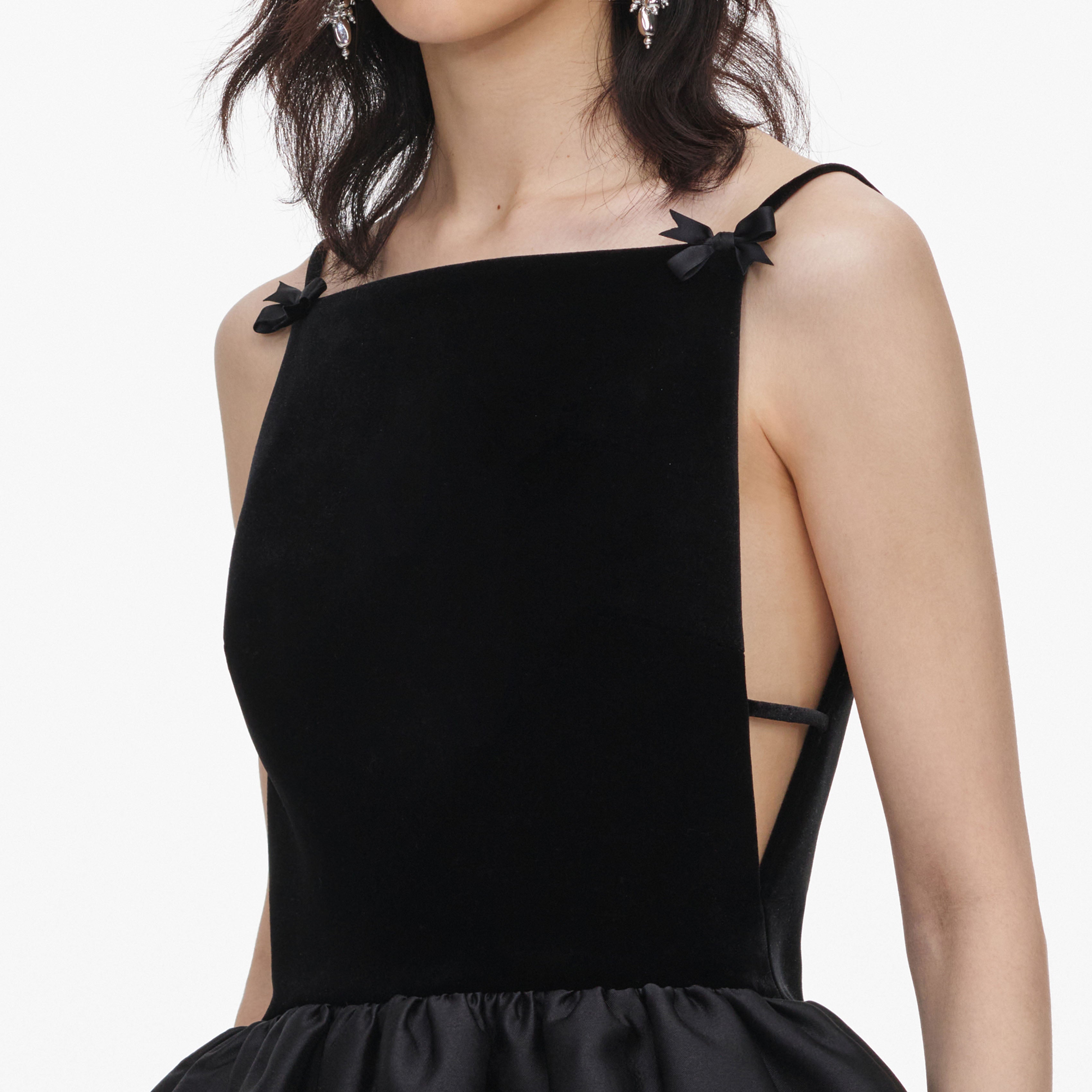 Self Portrait Black Velvet Bubble Hem Top Oberteil Schwarz