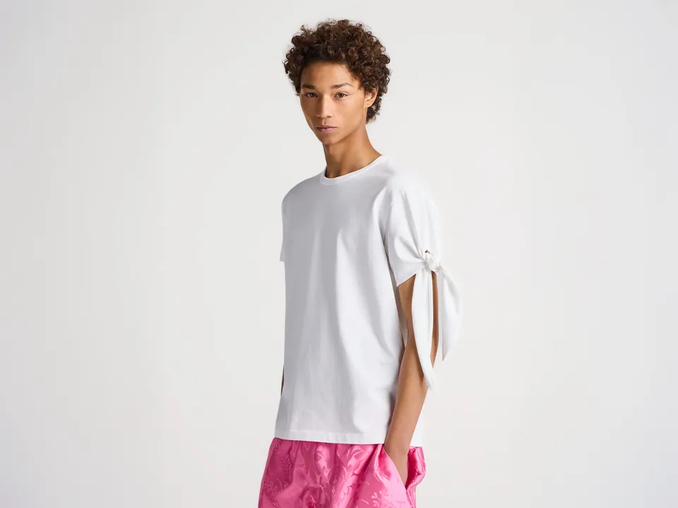 J.W. Anderson Shirts Knotted Sleeve T-Shirt Herren weiß