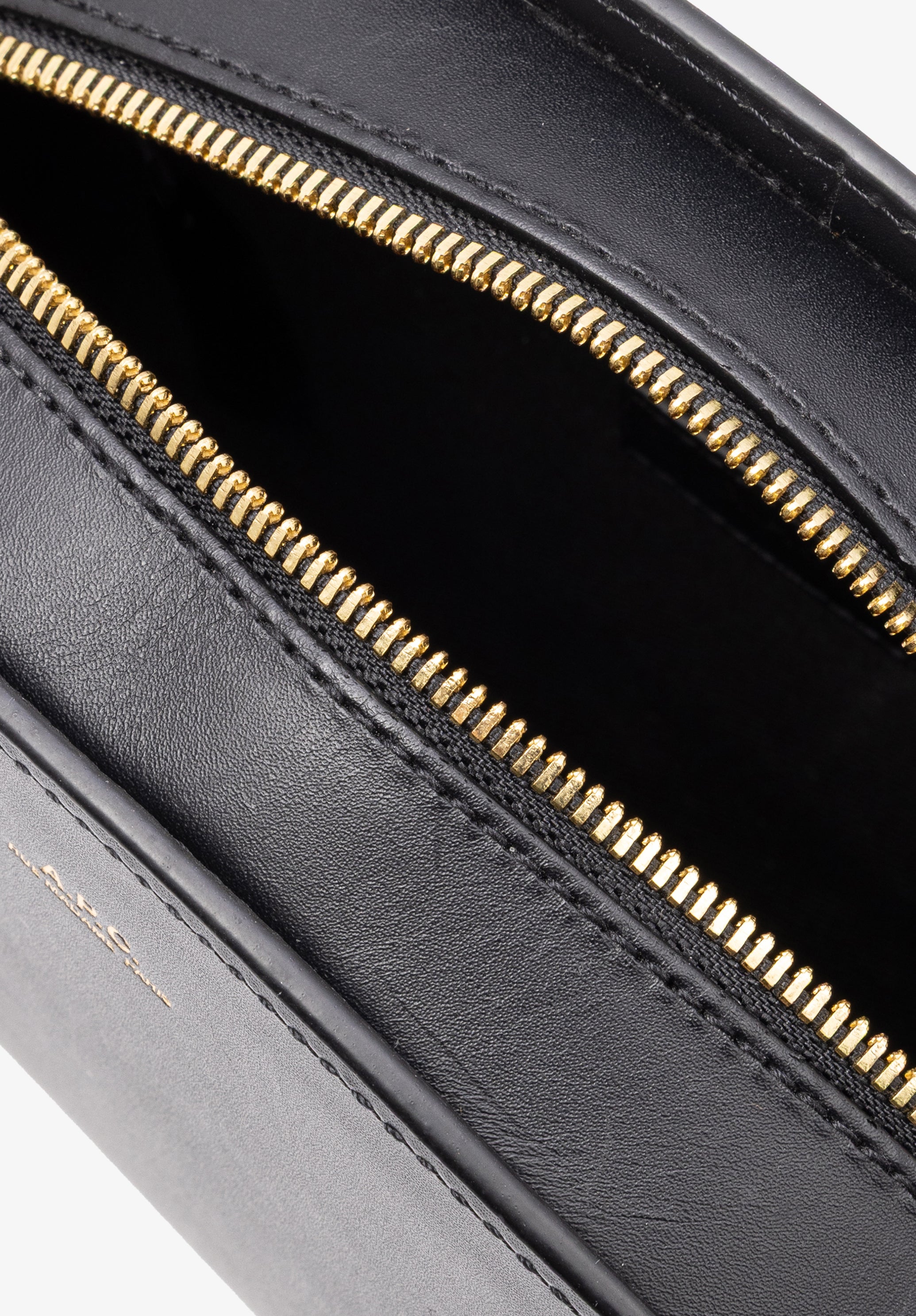 A.P.C. Demi-Lune Tasche Glattleder Handtasche Schulterriemen