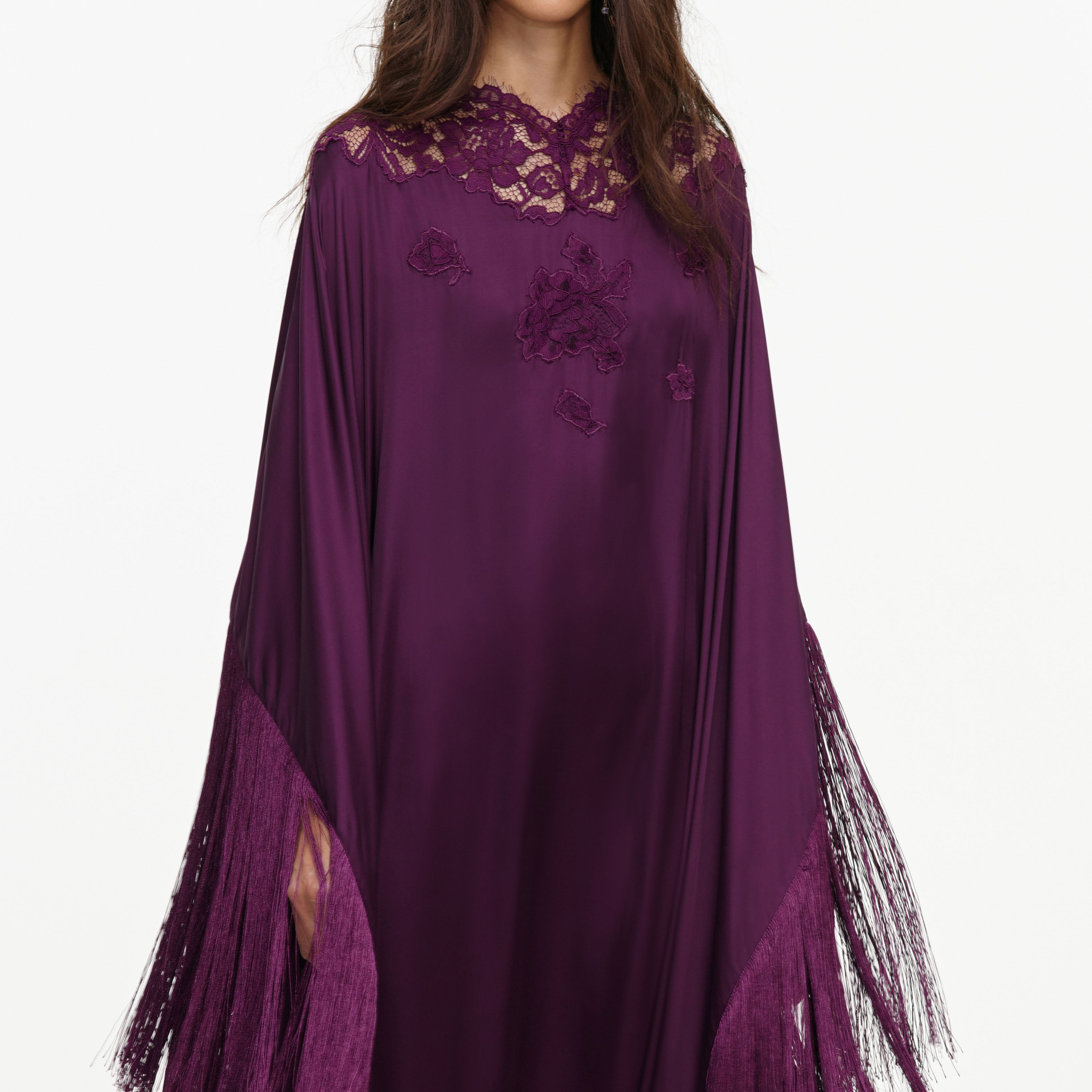 Self Portrait Kaftan Kleid Lila Satin Fransen Gr. S-L