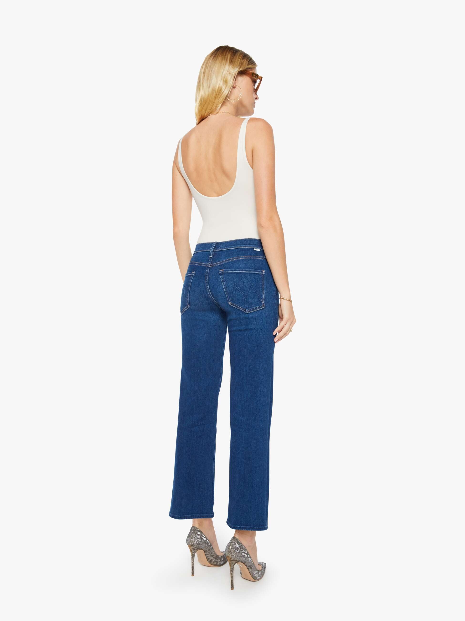Mother The Mid Rise Rambler Zip Flood Jeans Pinkies Up