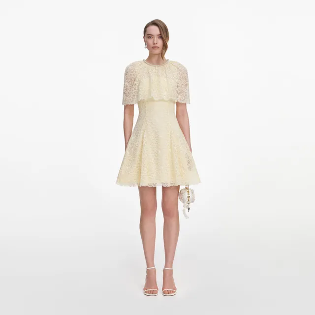 Self Portrait Yellow Lace Cape Mini Kleid Gelb mit Perlen