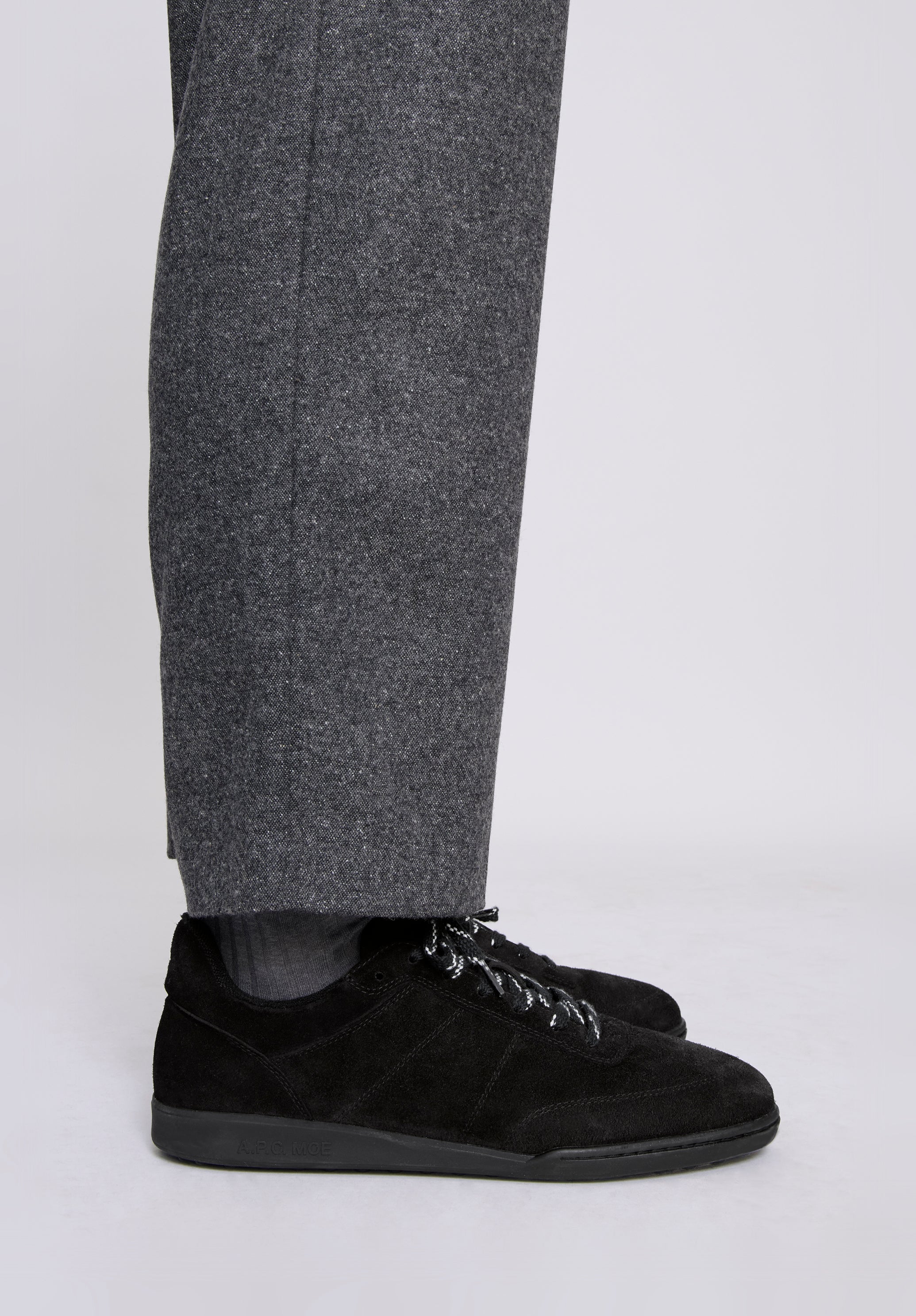 A.P.C. Moe Sneaker Schuhe Gr. 42 schwarz Gummisohle