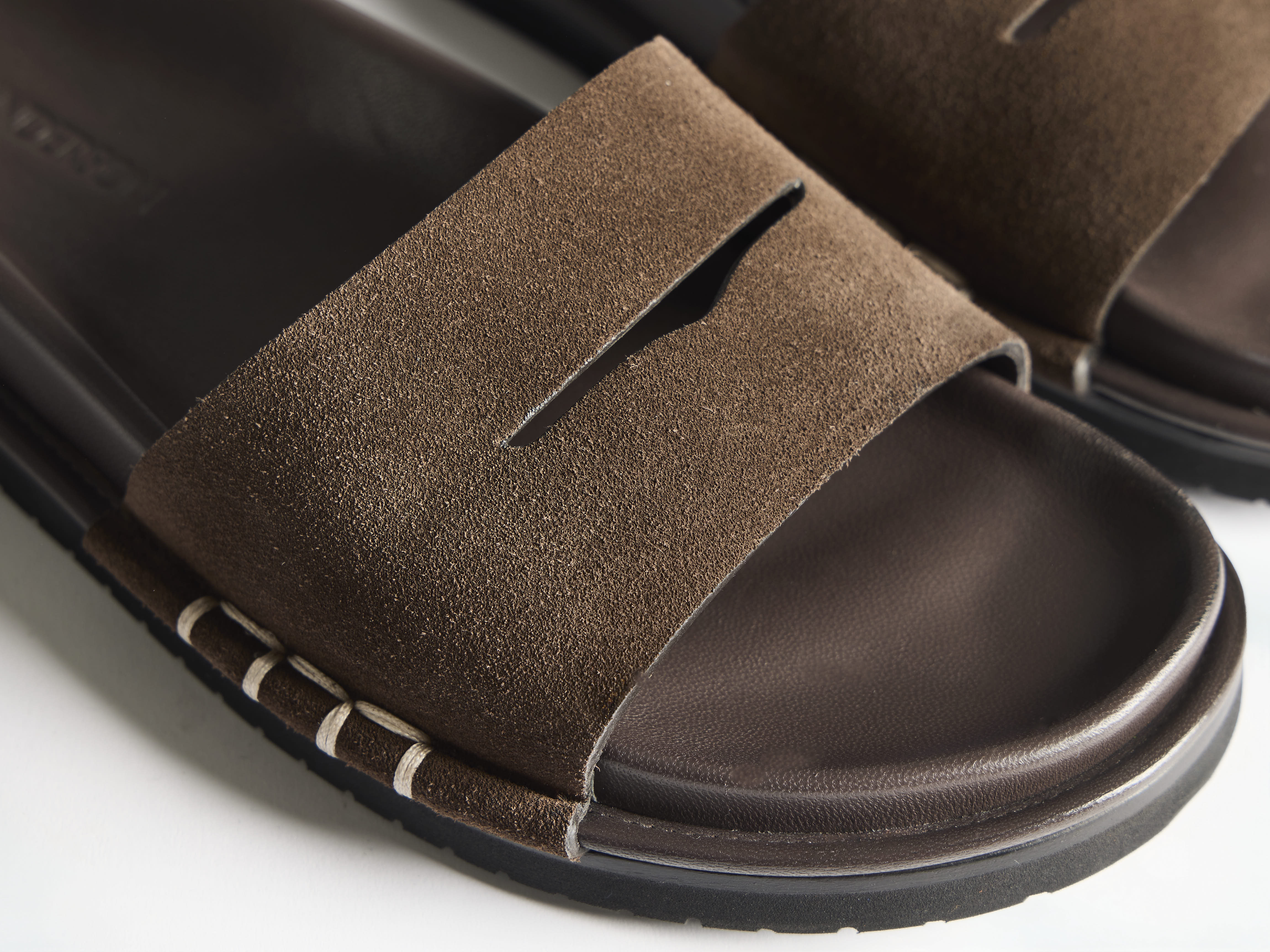 J.W.Anderson Shoes Fussbett Loafer Slides braun Wildleder