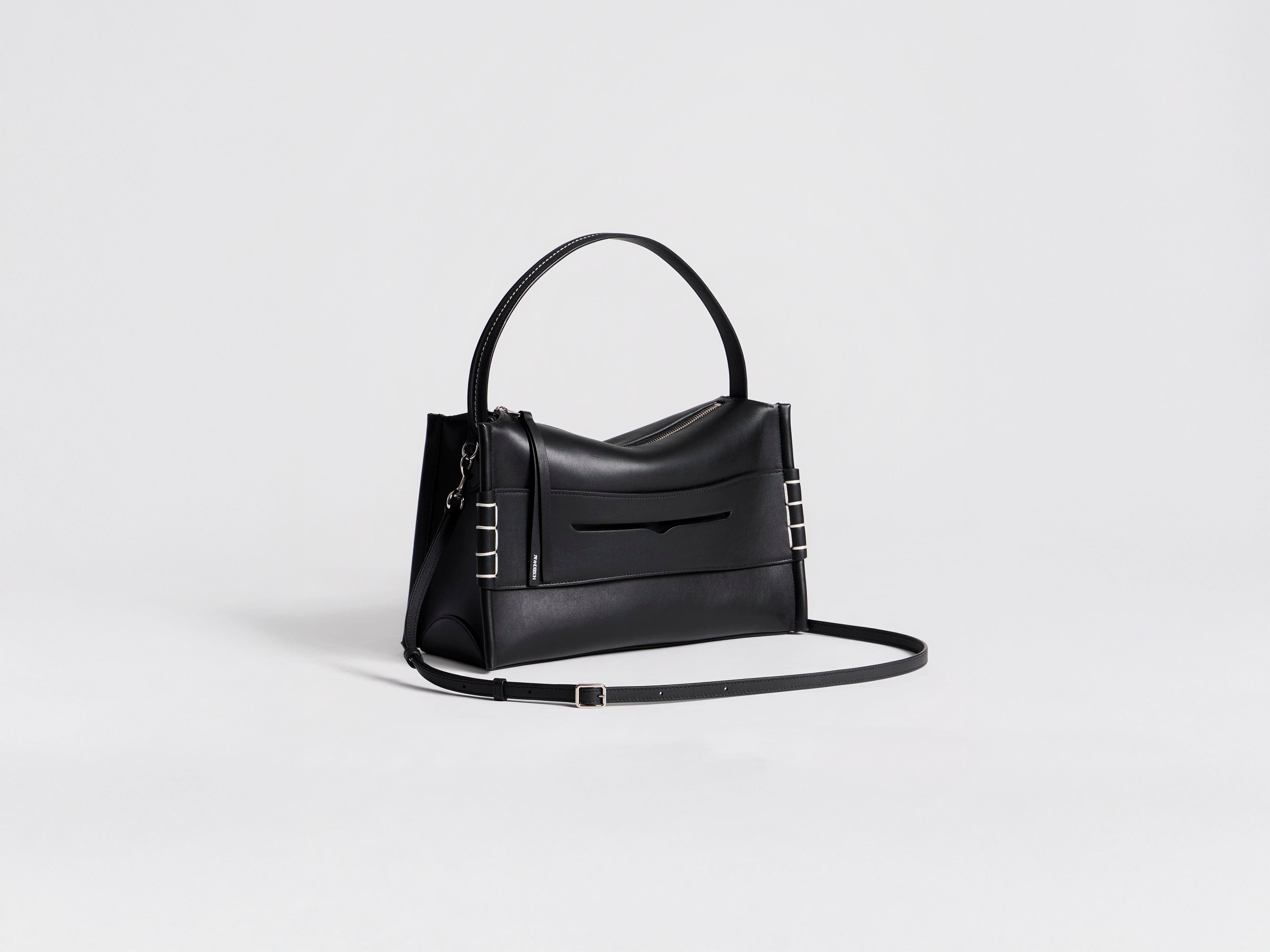 J.W.Anderson Bags Medium Loafer Bag Handtasche Schwarz Leder