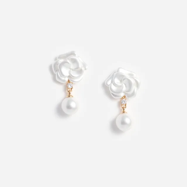 Self Portrait Jewellery Pearl Flower Ohrringe Creme Perle
