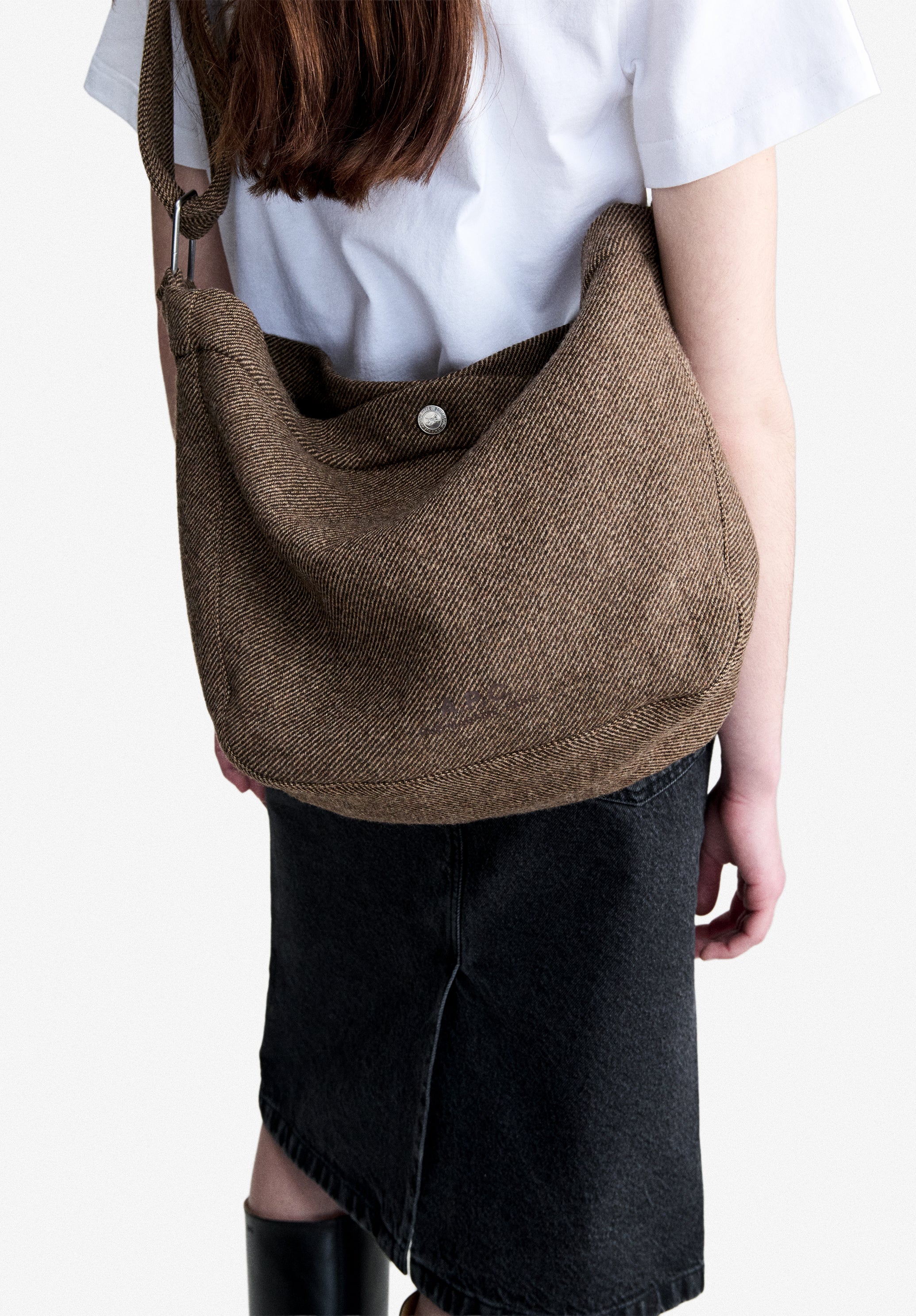 A.P.C. Journal Tasche Umhängetasche TU mit Druckknopf