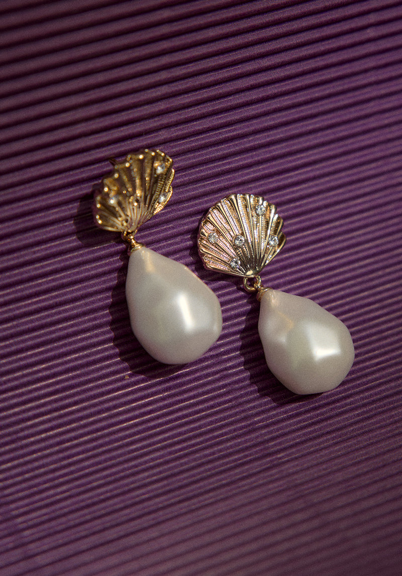 Self Portrait Tiered Shell Ohrringe Gold Creme