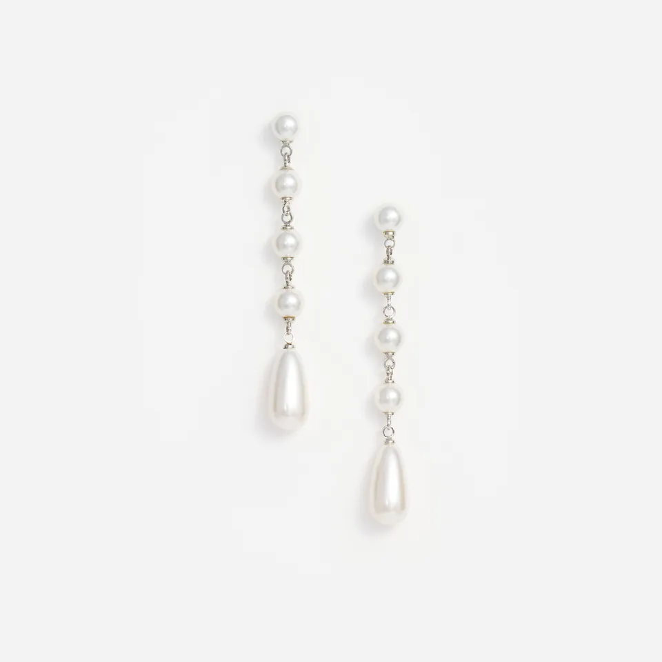 Self Portrait Pearl Droplet Ohrringe Creme Perle Tropfen