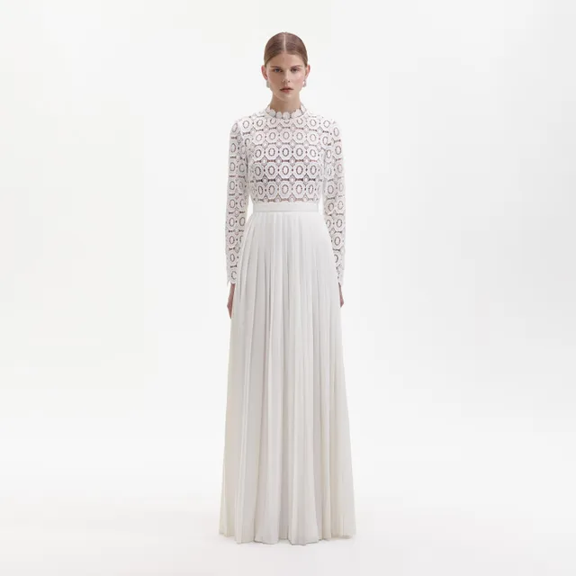 Self Portrait Pleated Crochet Floral Maxikleid Weiß UK 10