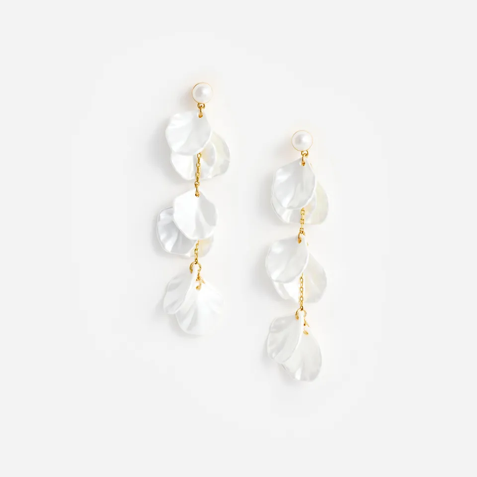 Self Portrait Jewellery Pearl Petal Tiered Ohrringe Creme Perle