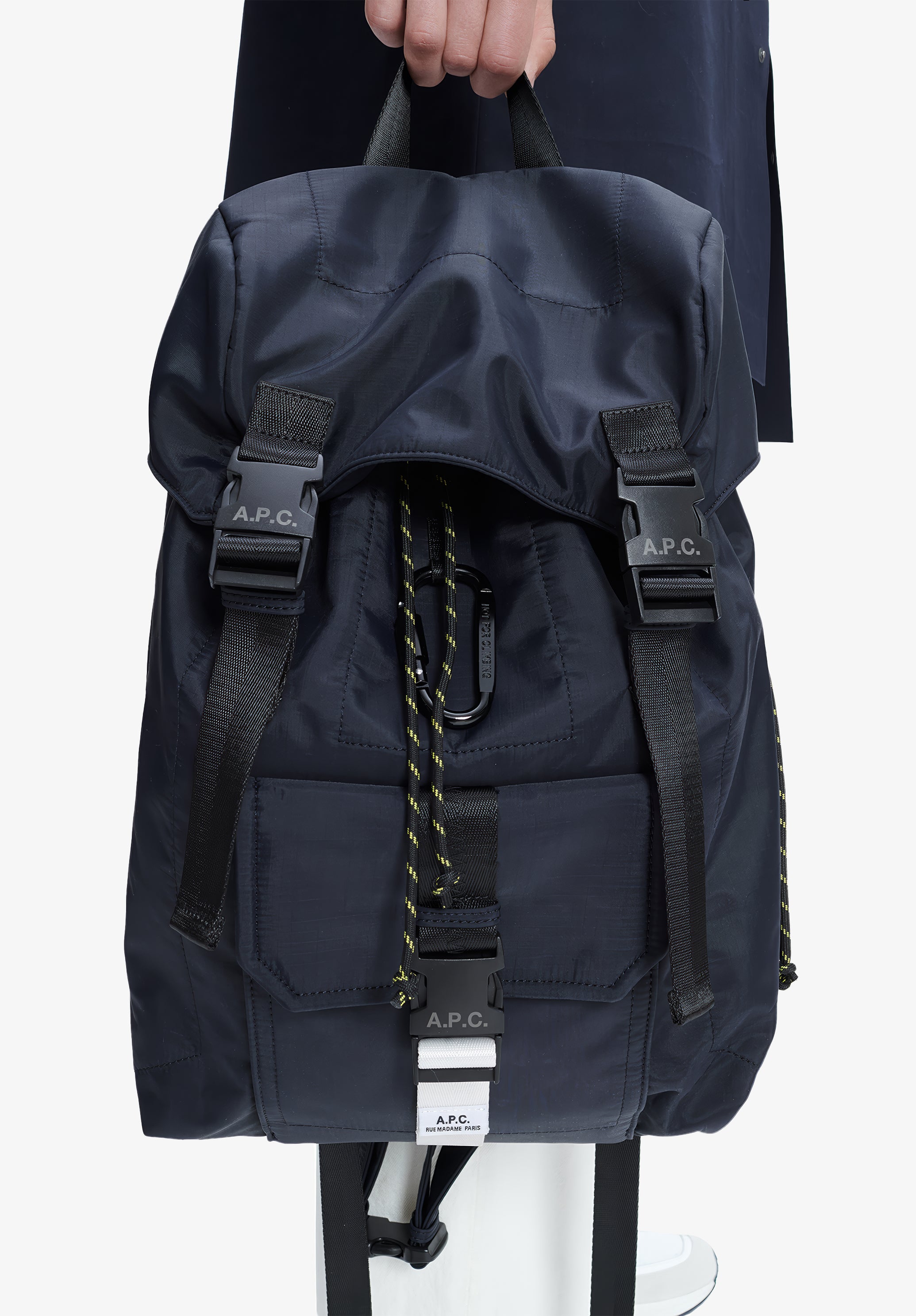 A.P.C. Treck Rucksack TU Kordelzug Schnallen